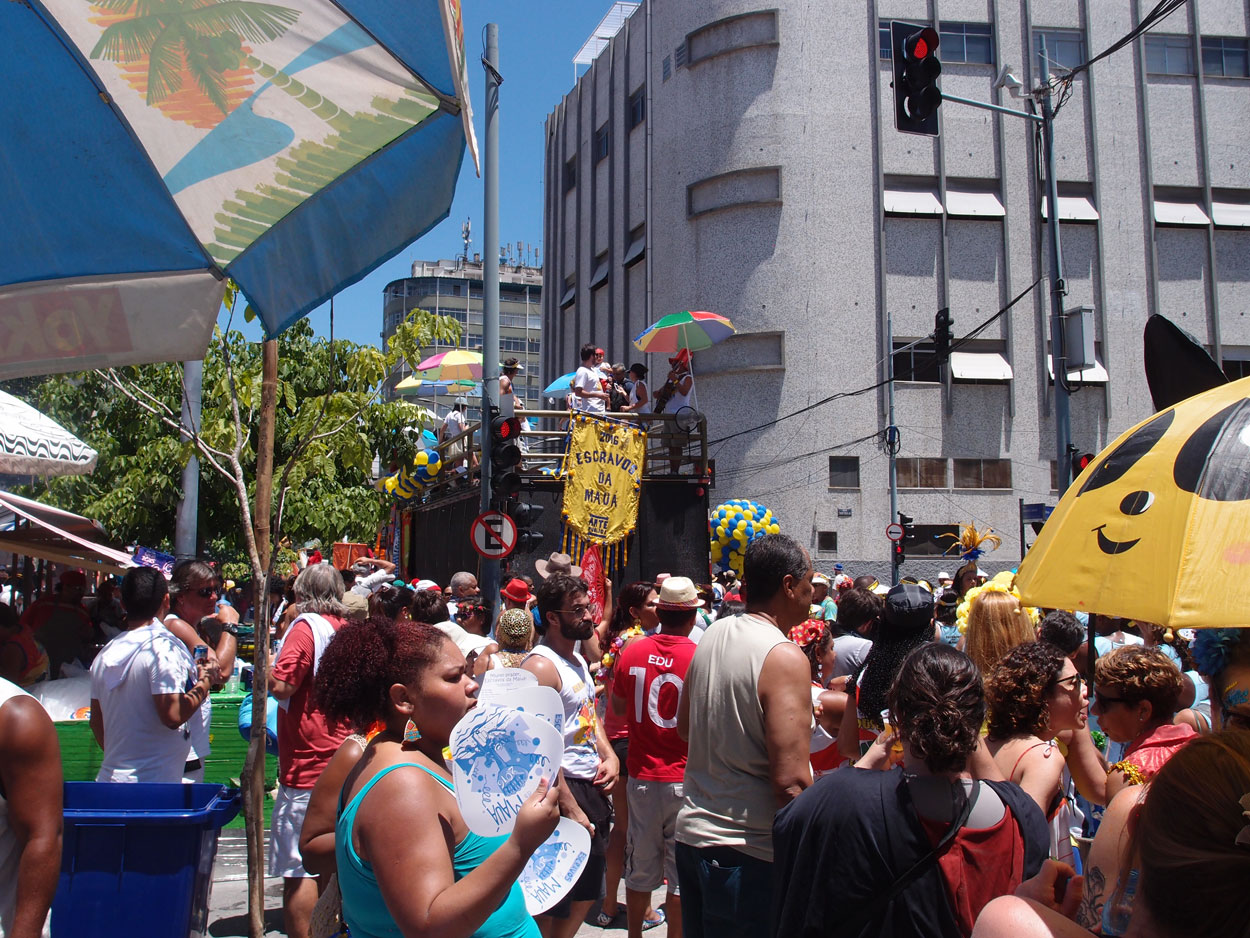 2016-01-31 02 Desfile Escravos da Praca de Maua (Audio, Video + Foto)