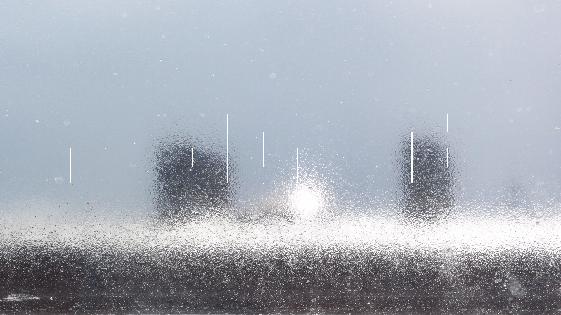 2022-09-18 Reflexe im Fenster und Wolken (Foto)