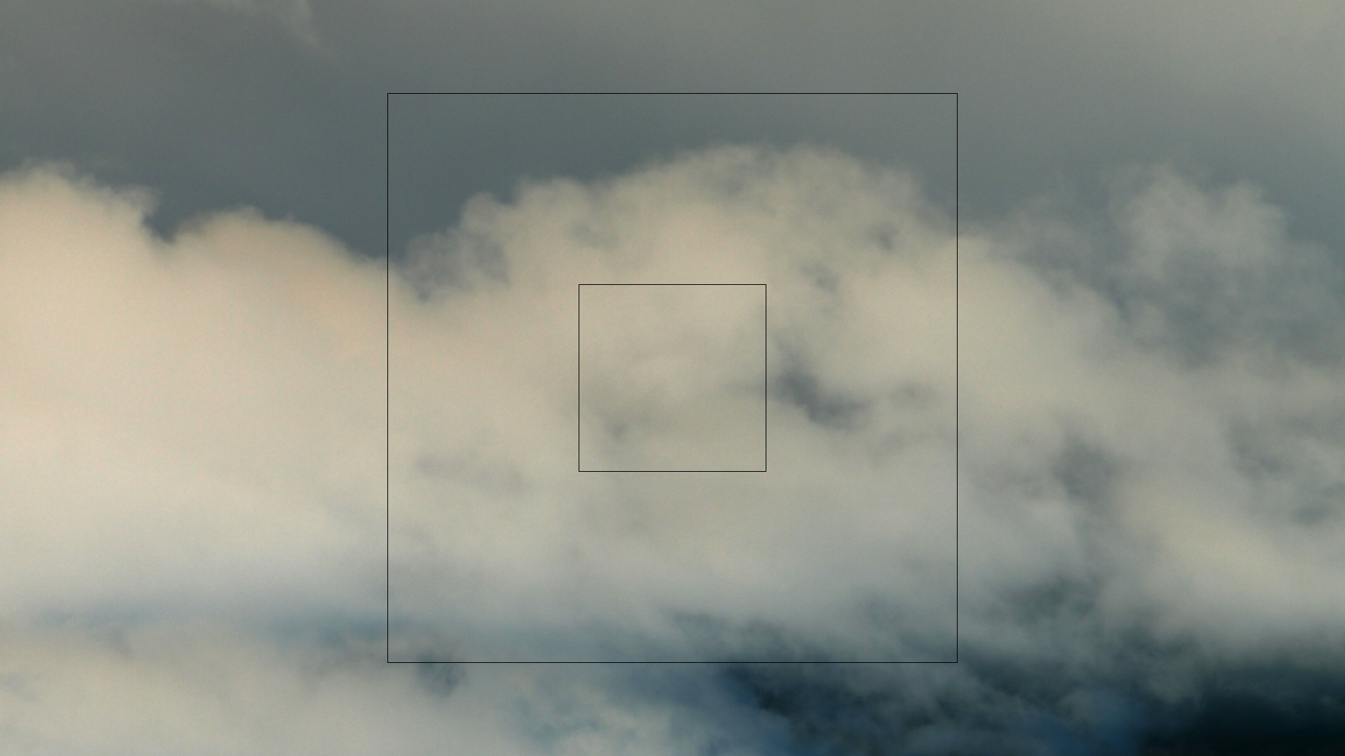 2022-09-18 Reflexe im Fenster und Wolken (Foto)