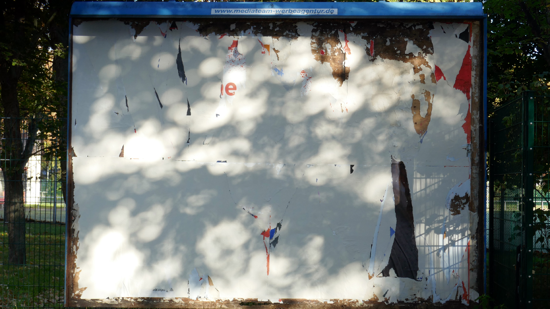 2022-10-12 Wort Bild Virus (Foto)