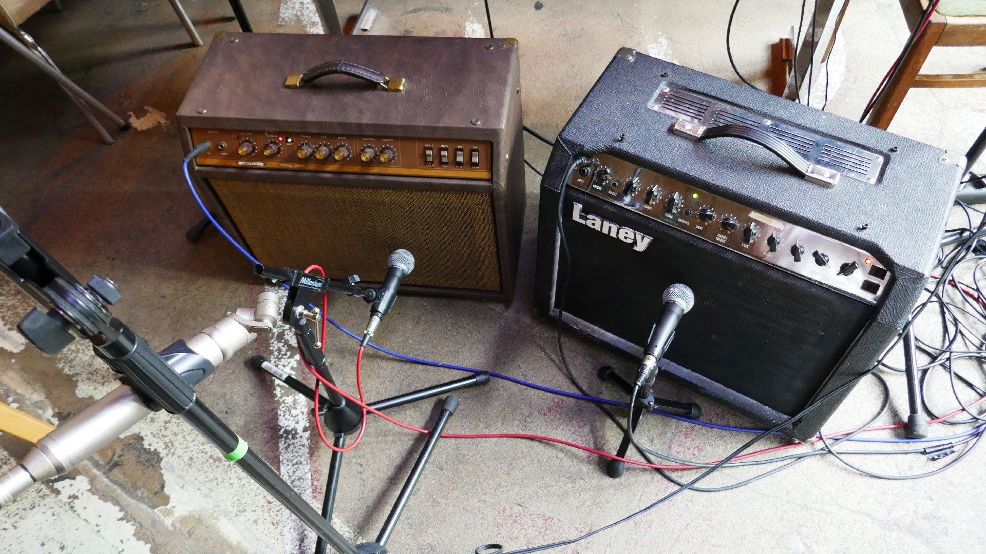 2025-07-16 Das kleine Regen Rhythmus Orchester (Vocoder Mix live, neues Set-Up)