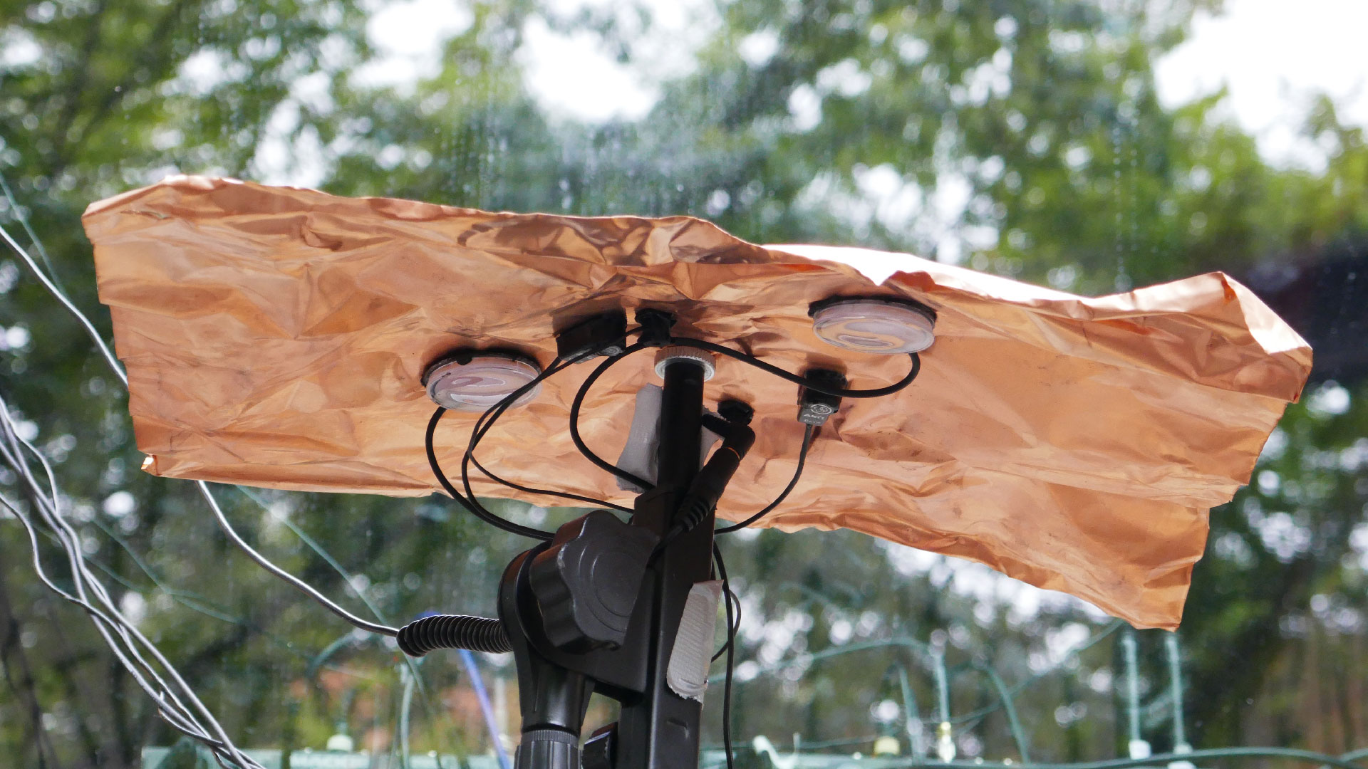 2025-07-21 Das kleine Regen Rhythmus Orchester Kupferblech (Vocoder Mix live, Set-Up)