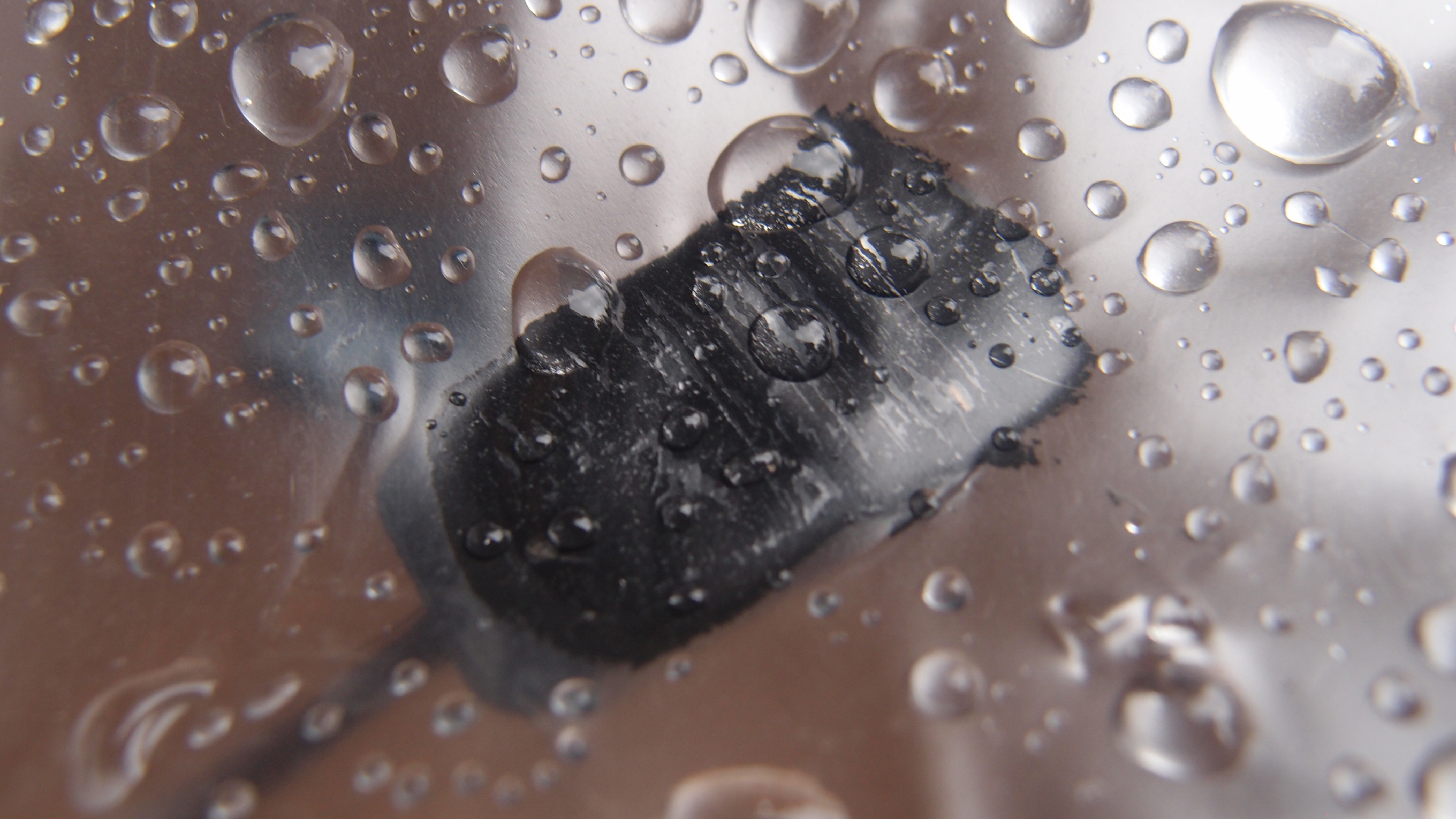 2021-08-22 Das Kleine Regen Rhythmus Orchester spielt 'Autonome Beats' (Horn und Tetrapack)