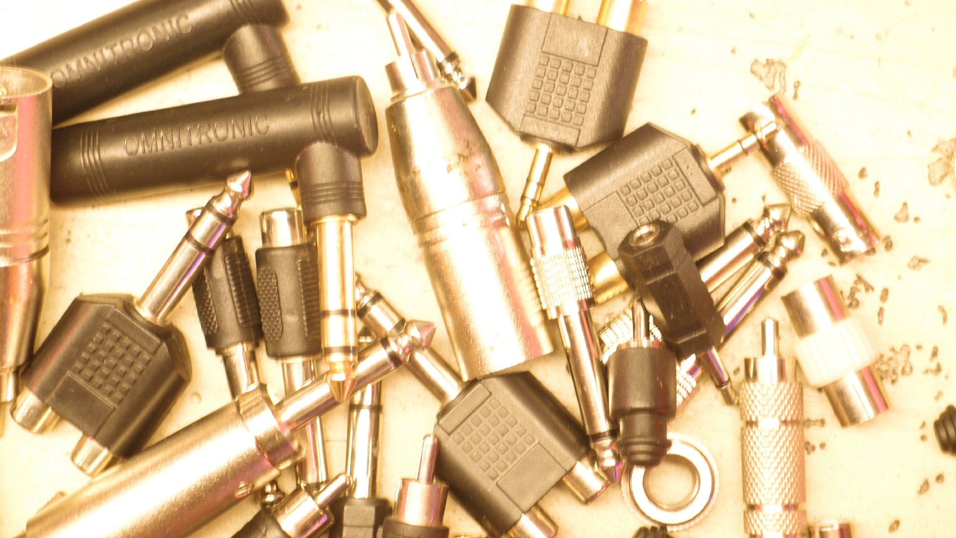 2021-10-25 Vocoder mit 2 Tonbndern (Audio, Foto, Grafk)