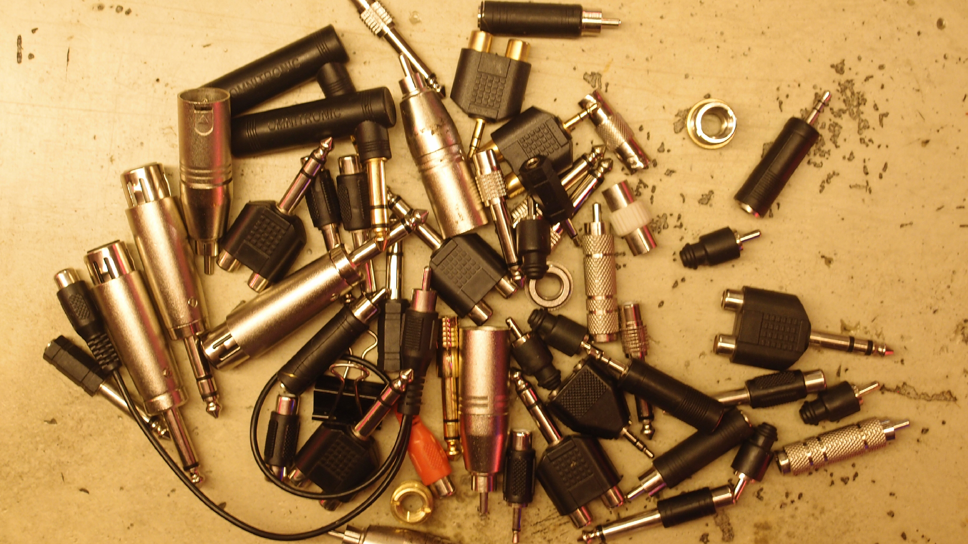 2021-10-25 Vocoder mit 2 Tonbndern (Audio, Foto, Grafk)