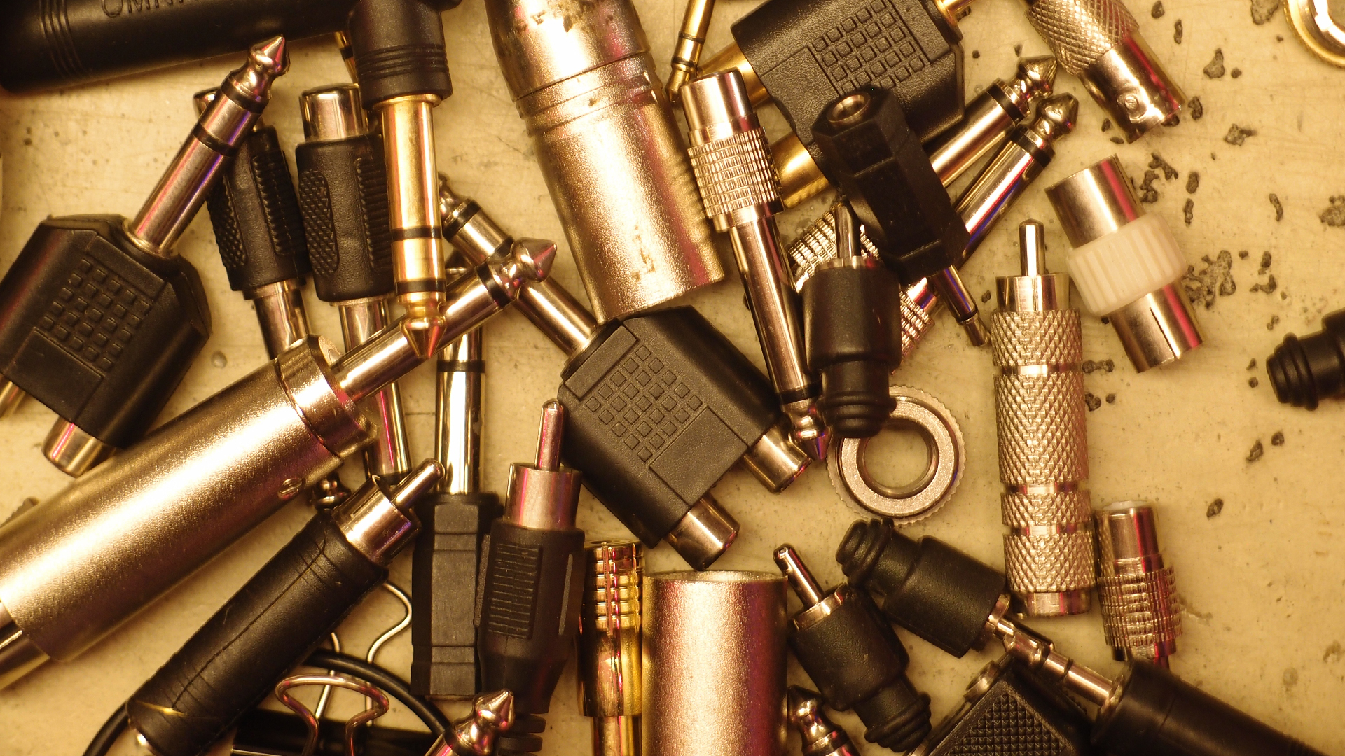 2021-10-25 Vocoder mit 2 Tonbndern (Audio, Foto, Grafk)