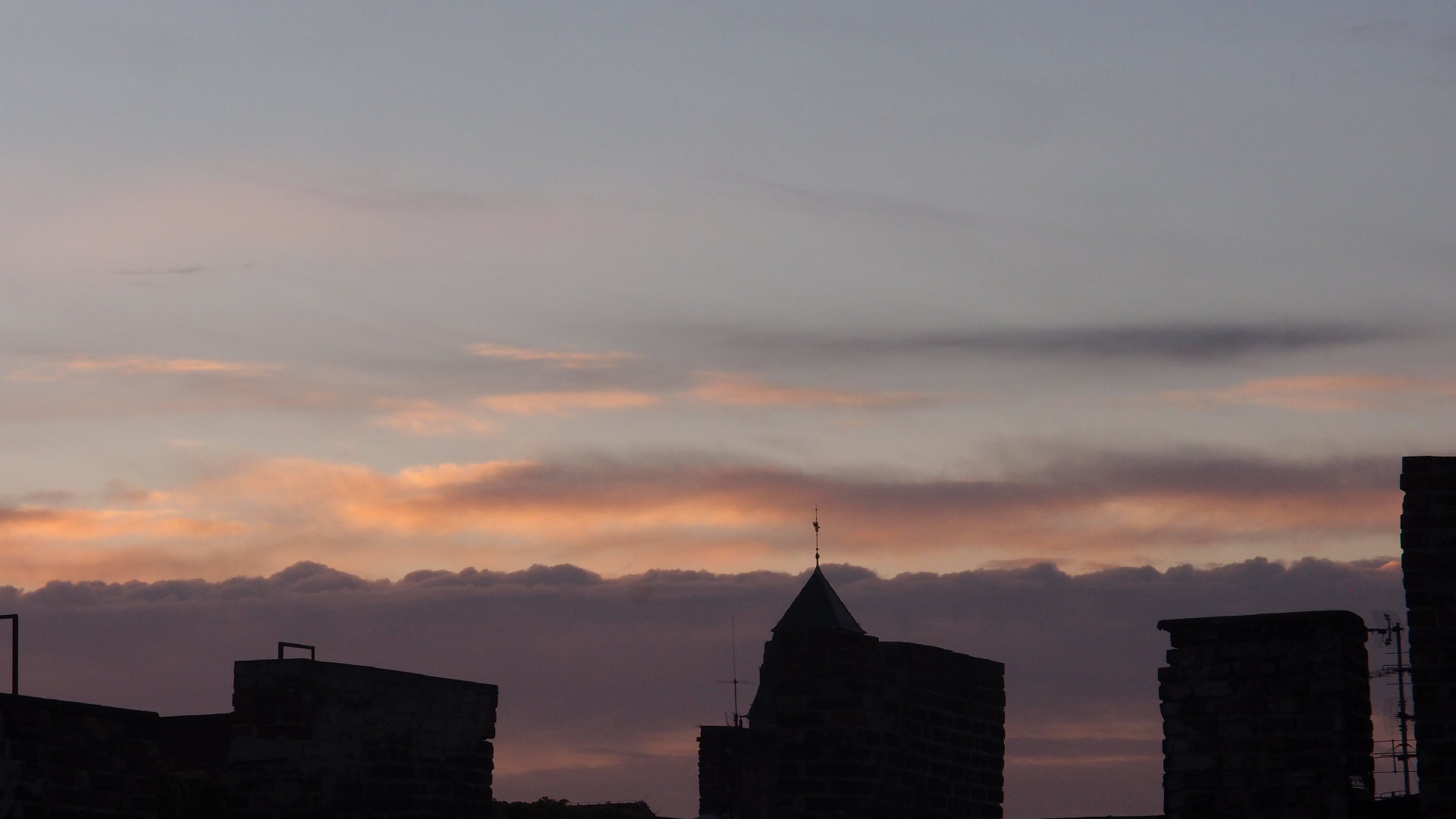 2021-10-25 Vocoder mit 2 Tonbndern (Audio, Foto, Grafk)