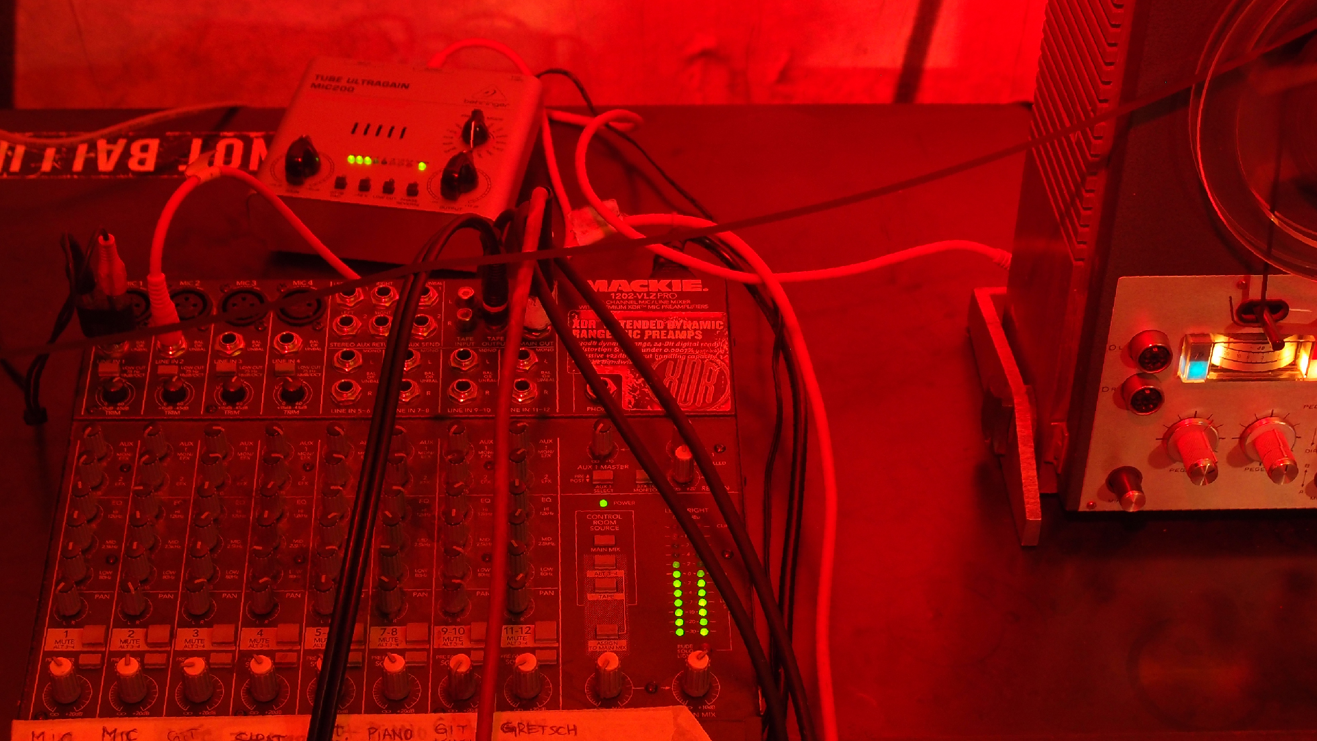 2021-10-25 Vocoder mit 2 Tonbändern (Audio, Foto, Grafk)