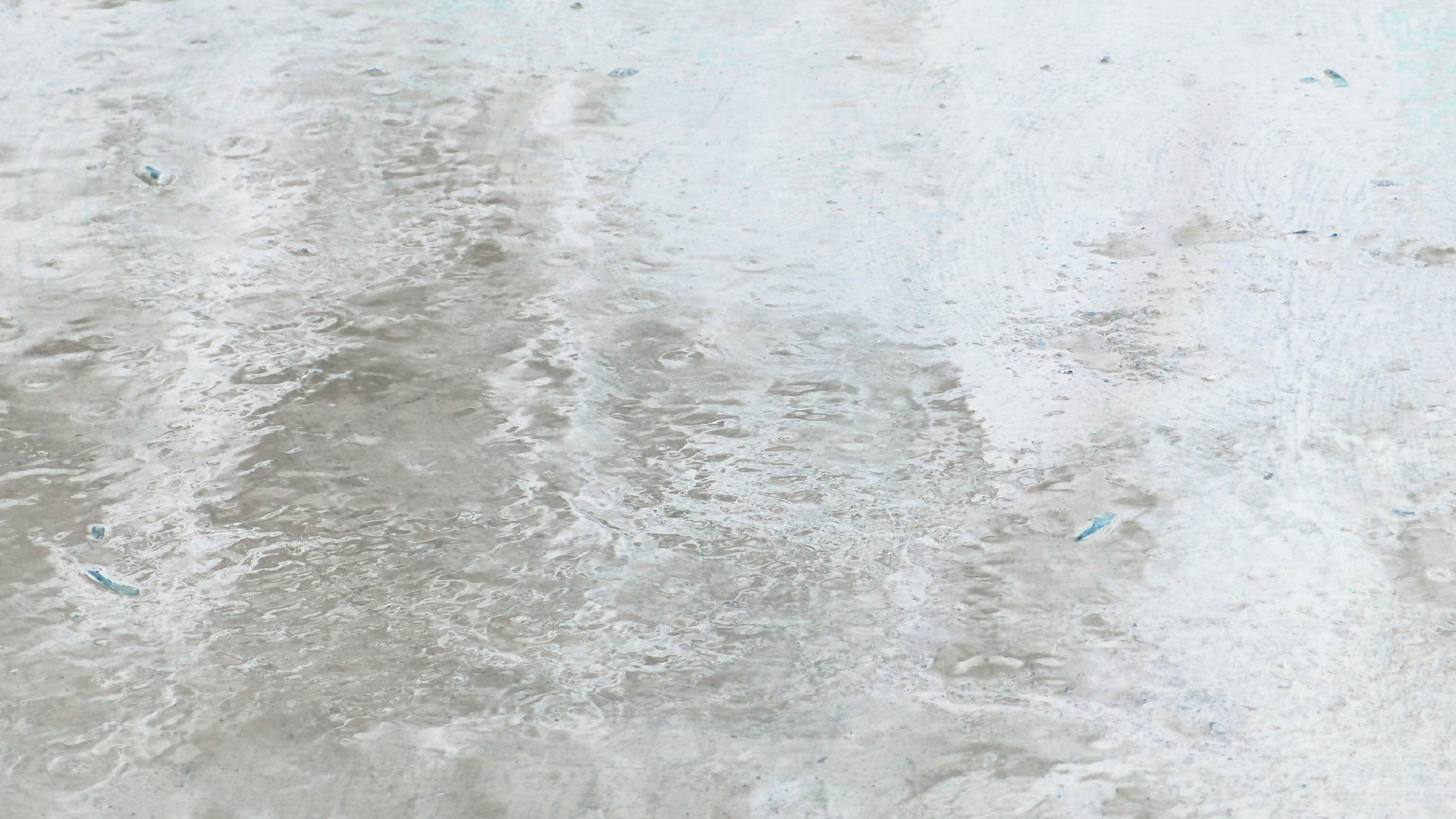 2021-11-04 Das Kleine Regen Rhythmus Orchester (5 Plastikt�ten) (Audio, Foto, Grafik)