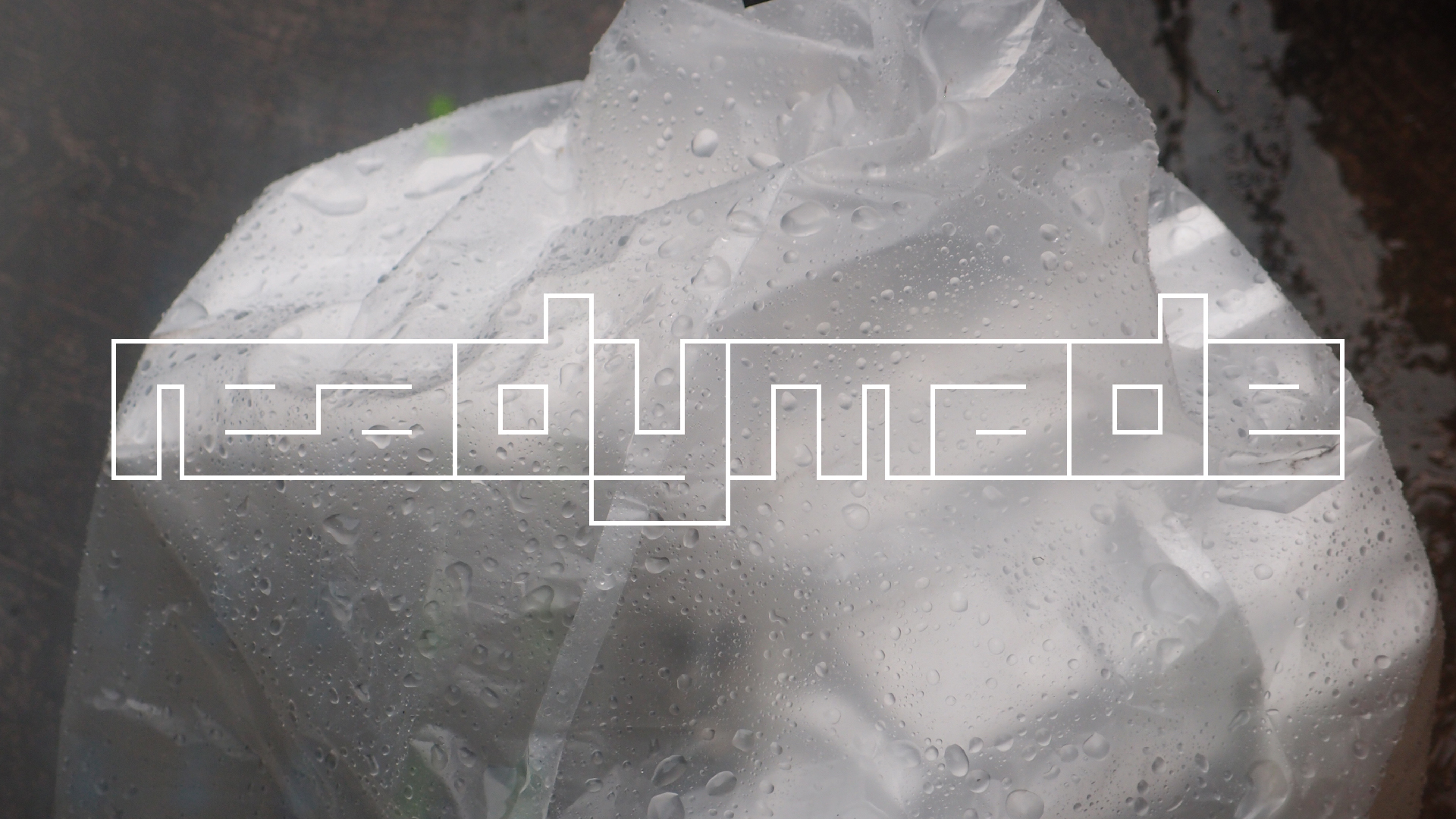 2021-11-04 Das Kleine Regen Rhythmus Orchester (5 Plastikt�ten) (Audio, Foto, Grafik)