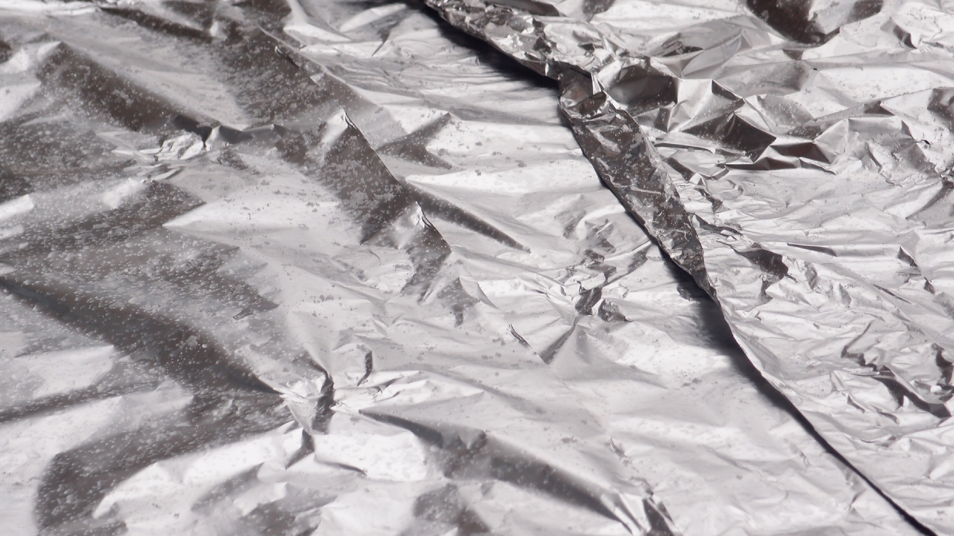 2021-12-09 & 10 Das Kleine Regen Rhythmus Orchester (Schnee auf Alufolie) (Audio, Foto, Typo Grafik)