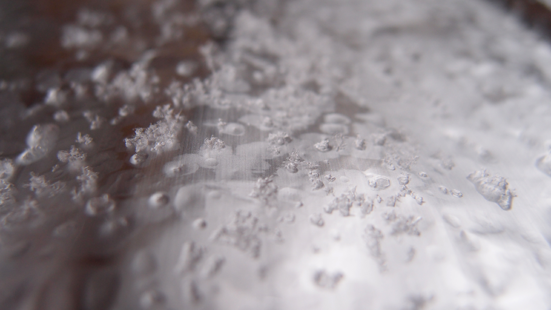 2021-12-09 & 10 Das Kleine Regen Rhythmus Orchester (Schnee auf Alufolie) (Audio, Foto, Typo Grafik)