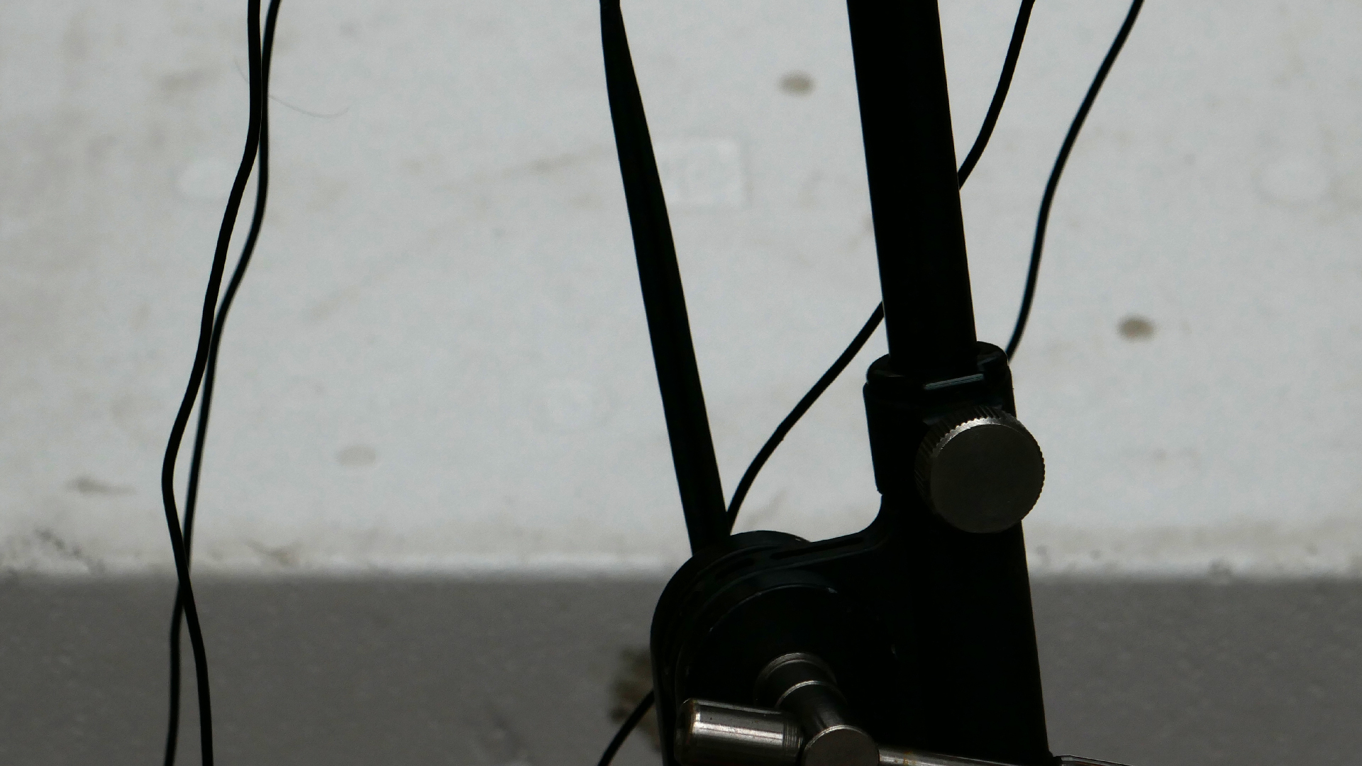 2022-02-16 Das Kleine Regen Rhythmus Orchester (Fensterglas einfach, im Bilderrahmen, III) (Audio, Video)