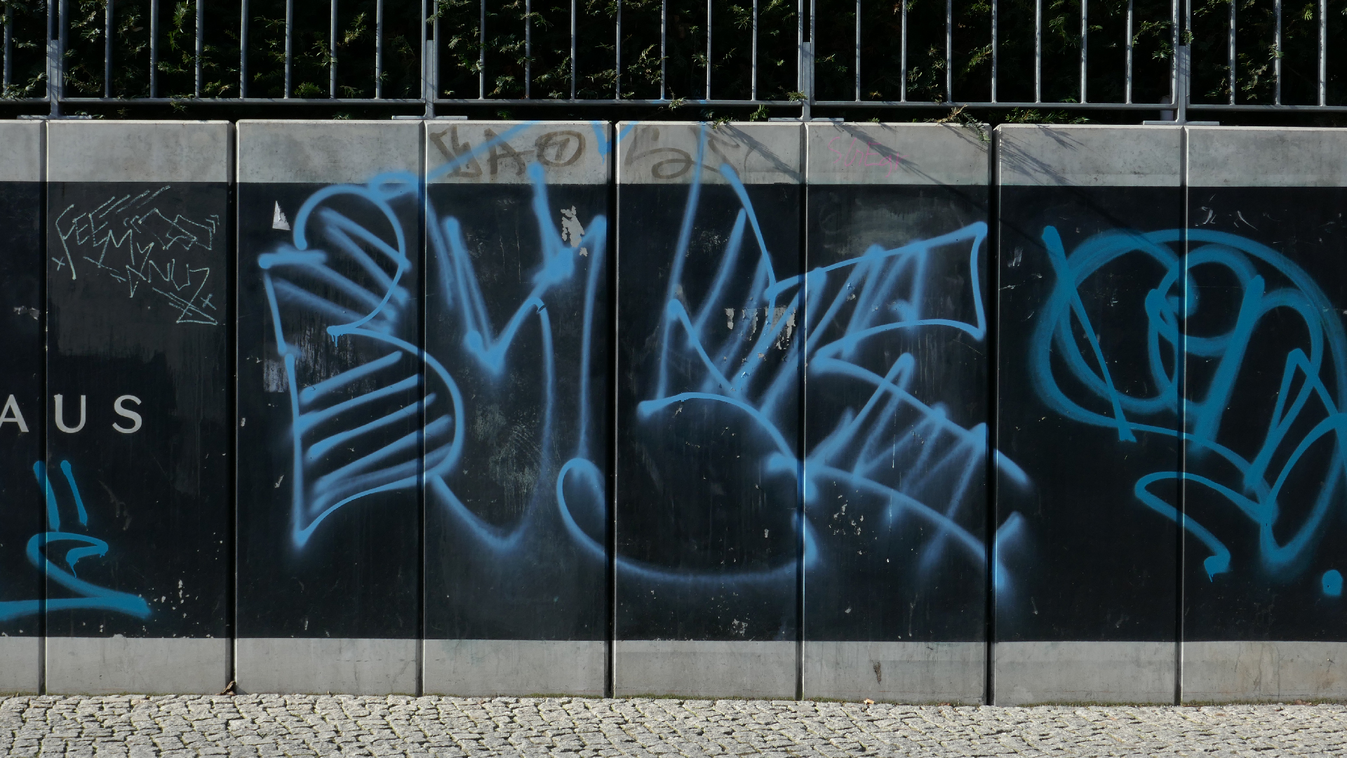 2022-02-21 Ensemble I (2 x Aluminium & Plaste) (Audio, Video)