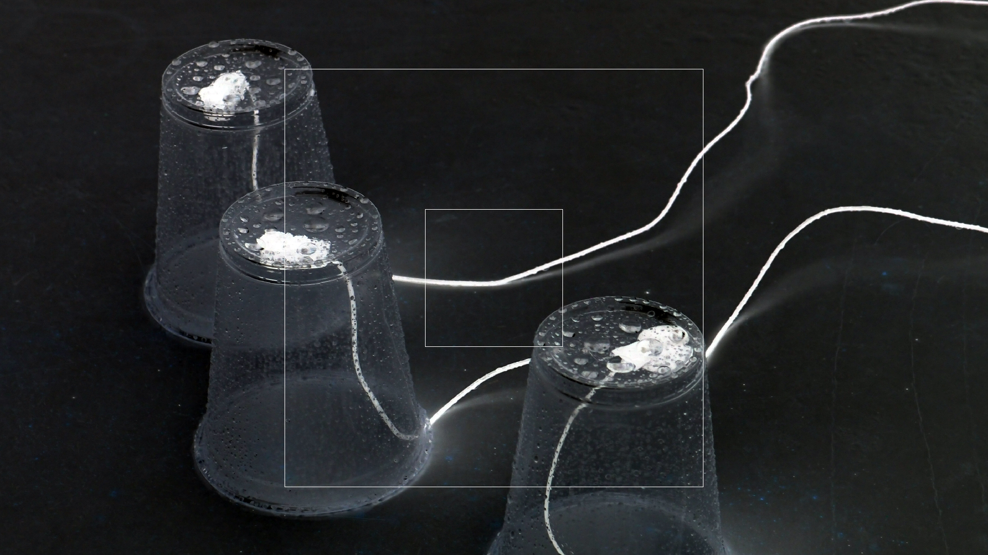 2022-05-17 Das Kleine Regen Rhythmus Orchester (Plastebecher aufm Tisch) (Audio, Video)