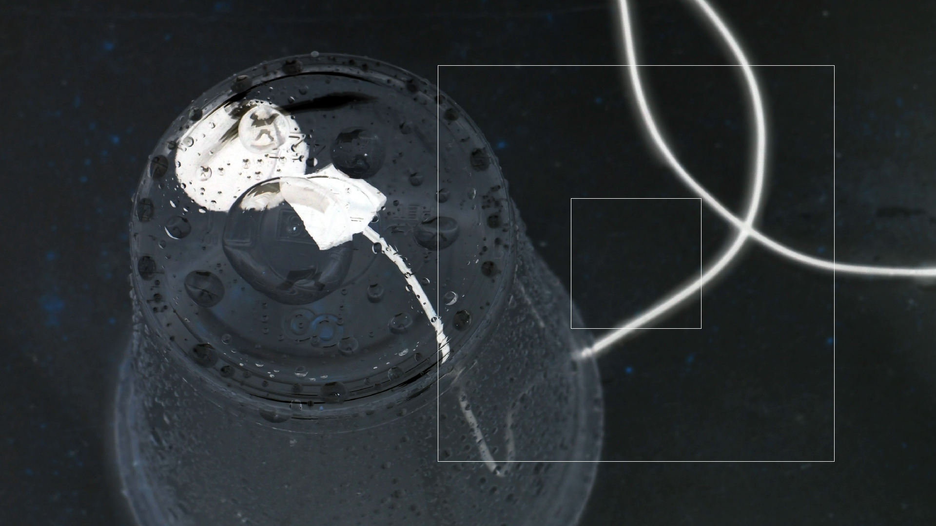 2022-05-17 Das Kleine Regen Rhythmus Orchester (Plastebecher aufm Tisch) (Audio, Video)