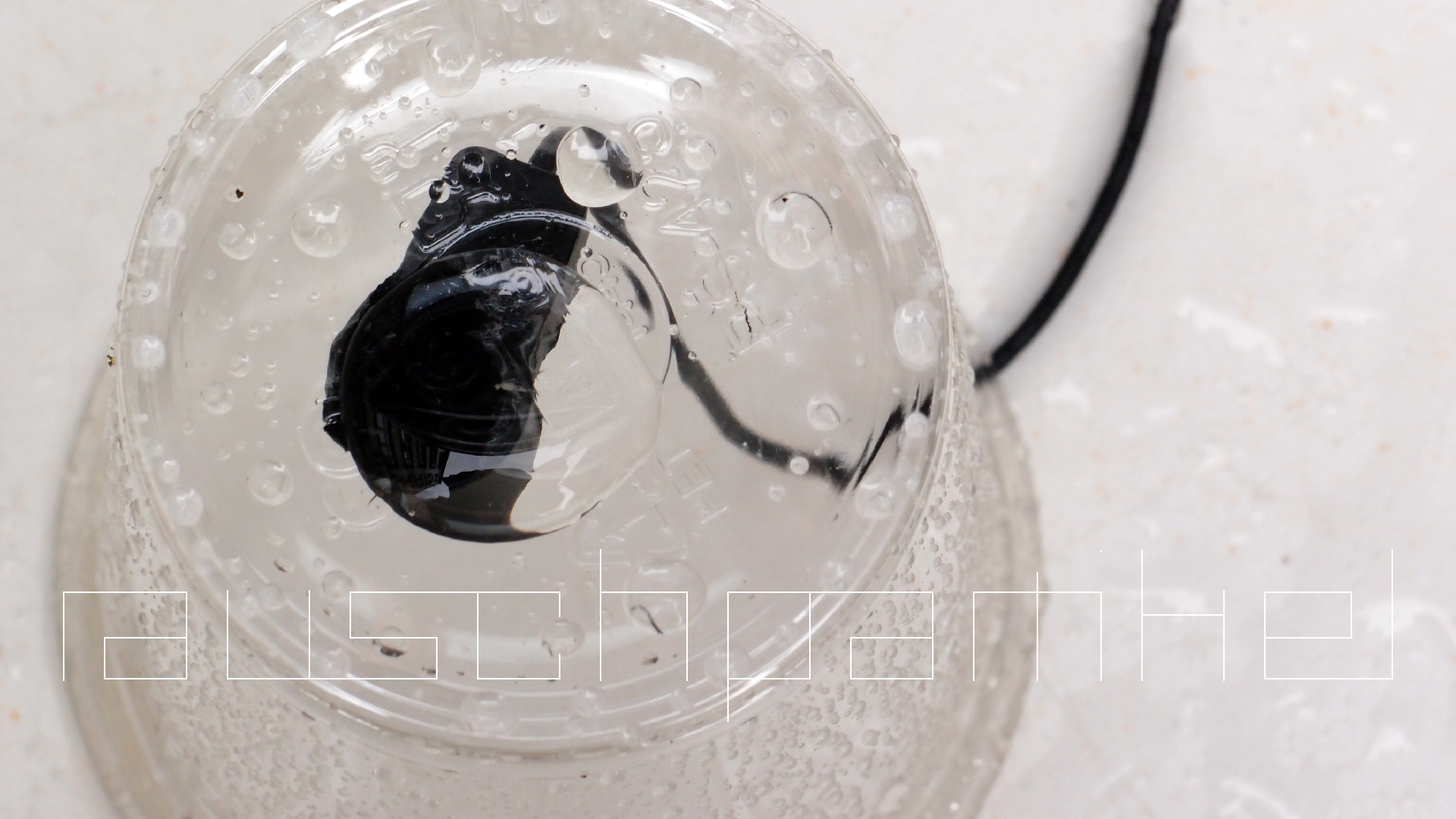 2022-05-17 Das Kleine Regen Rhythmus Orchester (Plastebecher aufm Tisch) (Audio, Video)