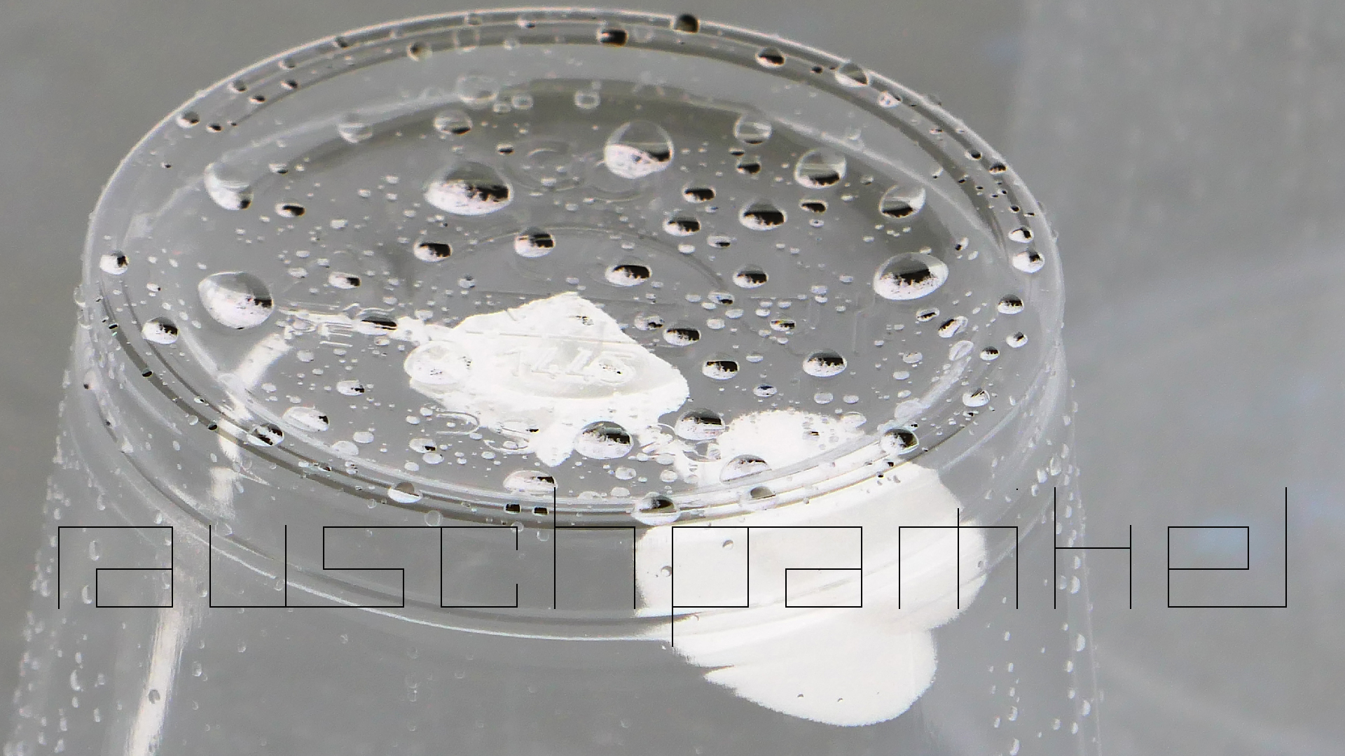 2022-05-17 Das Kleine Regen Rhythmus Orchester (Plastebecher aufm Tisch) (Audio, Video)