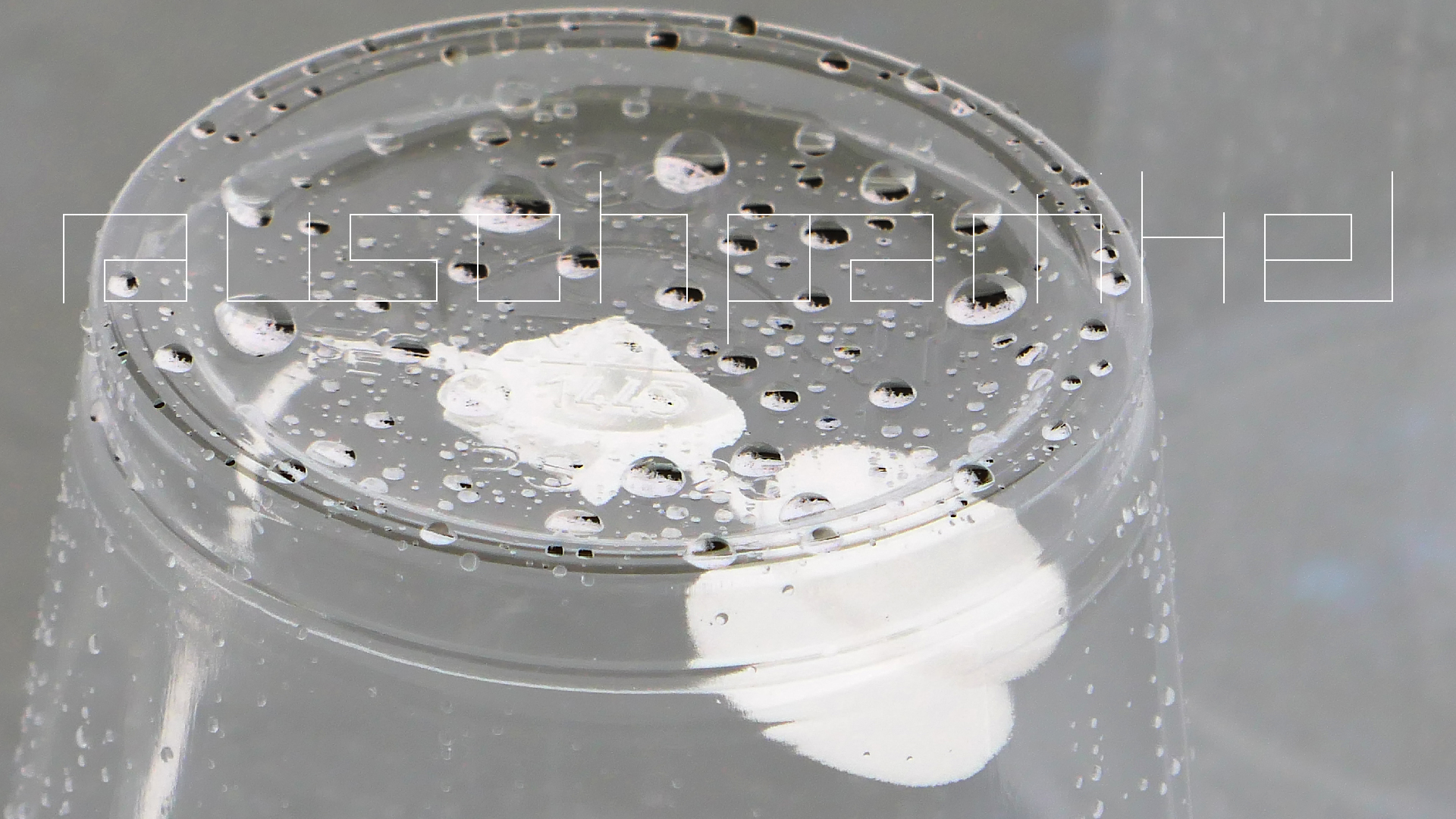 2022-05-17 Das Kleine Regen Rhythmus Orchester (Plastebecher aufm Tisch) (Audio, Video)