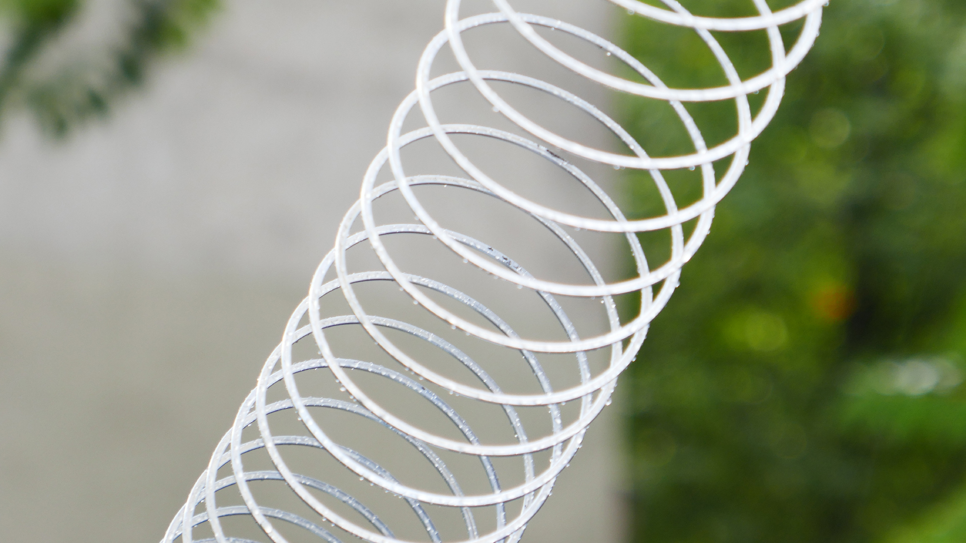 2022-08-27 Das Kleine Regen Rhythmus Orchester (Alublech, Federhall Errorcut) (Audio, Foto)