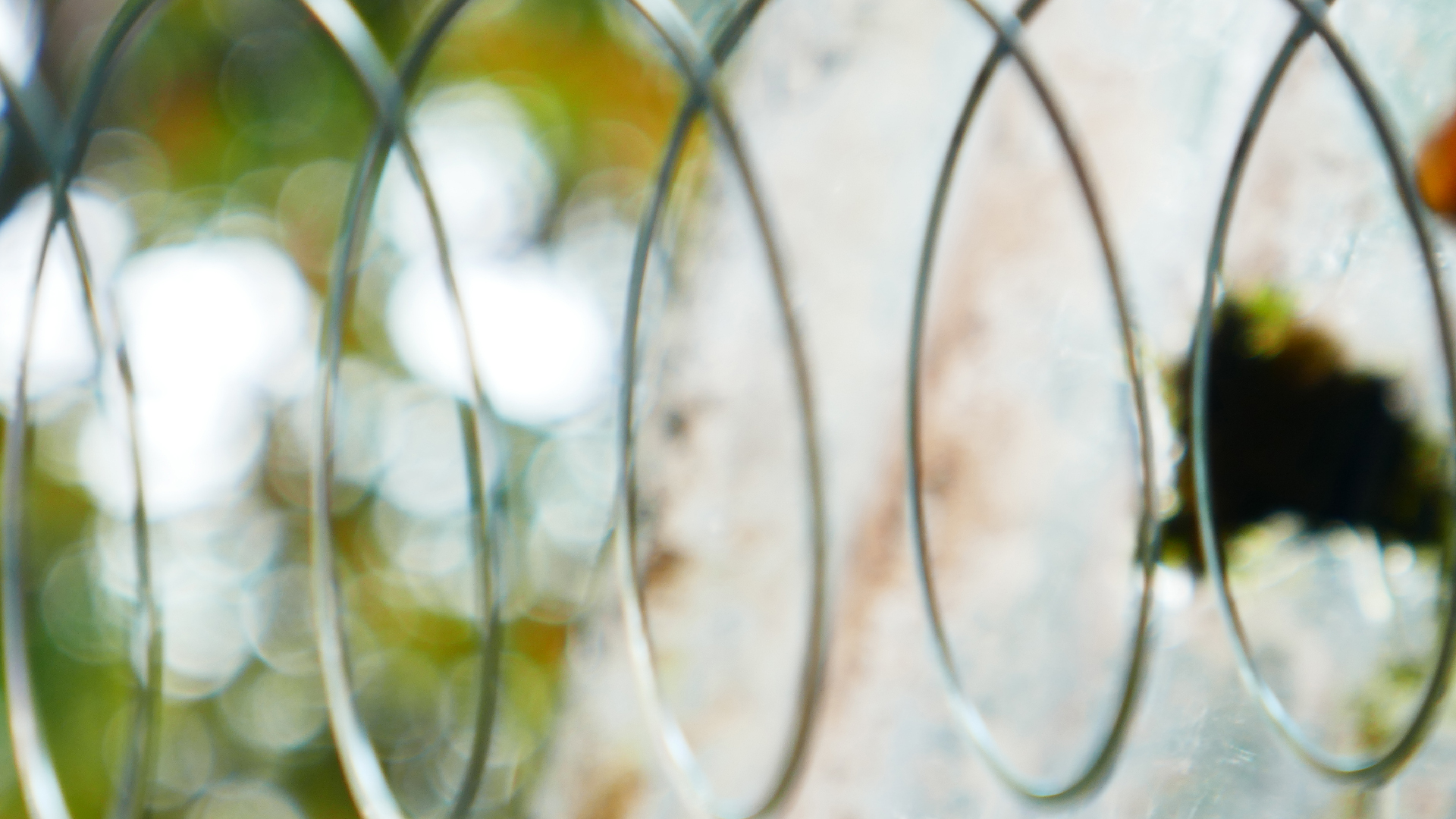 2022-08-27 Das Kleine Regen Rhythmus Orchester (Alublech, Federhall Errorcut) (Audio, Foto)