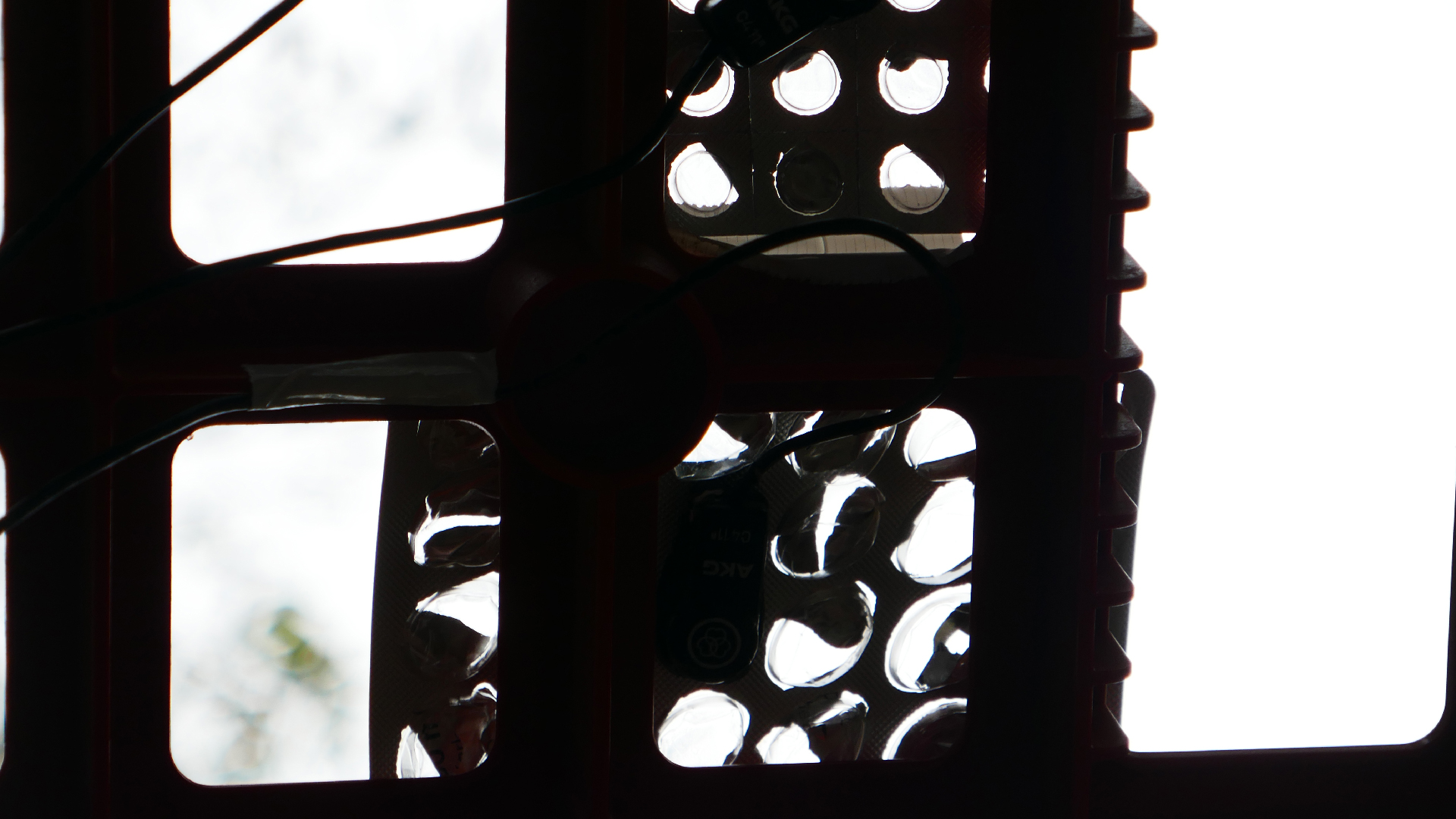 2022-09-13 Tablettenblister und Styropor (Audio, Foto)