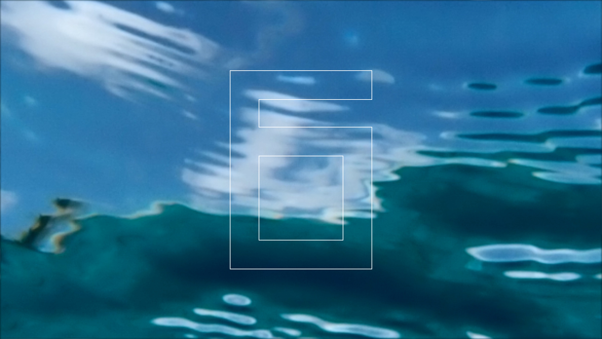 2022-04-14 Am Strand und im Wasser (Quallenvideo, Stills & Numbers) (Typo Grafik, Video)