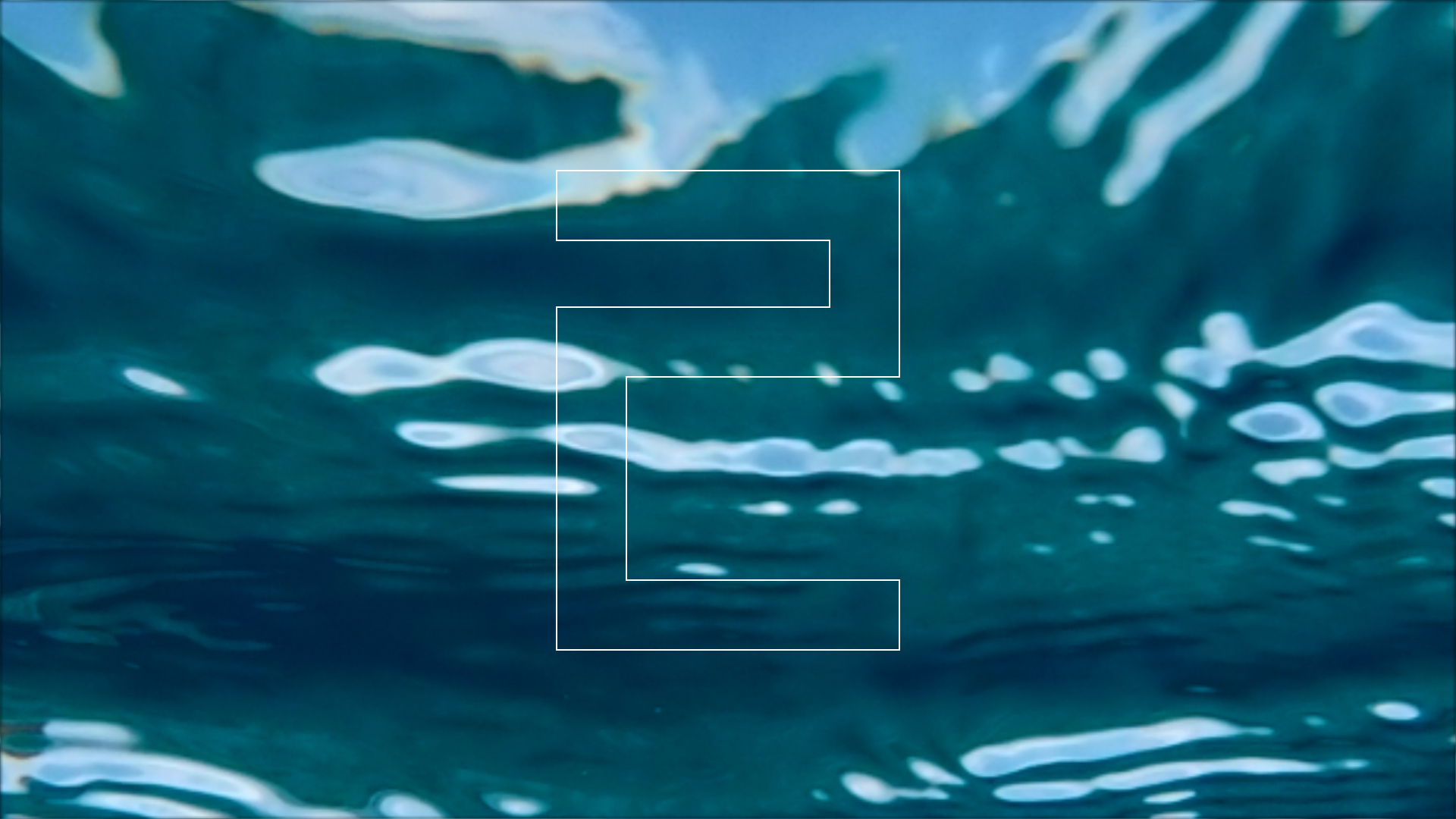 2022-04-14 Am Strand und im Wasser (Quallenvideo, Stills & Numbers) (Typo Grafik, Video)