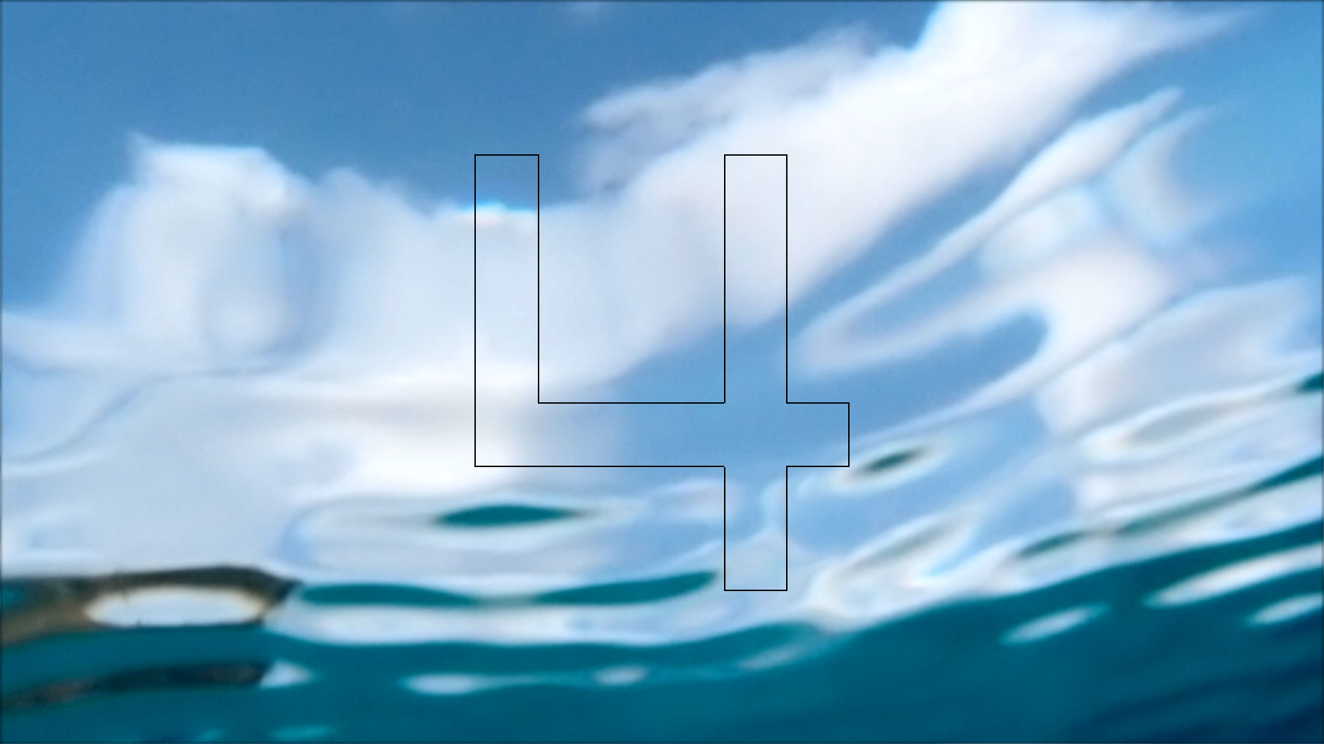 2022-04-14 Am Strand und im Wasser (Quallenvideo, Stills & Numbers) (Typo Grafik, Video)