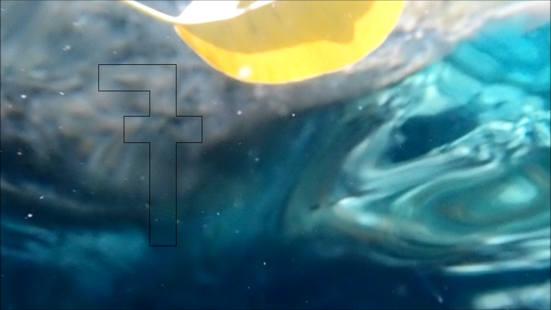 2022-04-14 Am Strand und im Wasser (Quallenvideo, Stills & Numbers) (Typo Grafik, Video)