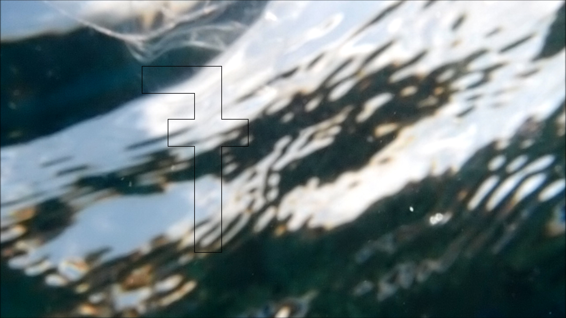 2022-04-14 Am Strand und im Wasser (Quallenvideo, Stills & Numbers) (Typo Grafik, Video)