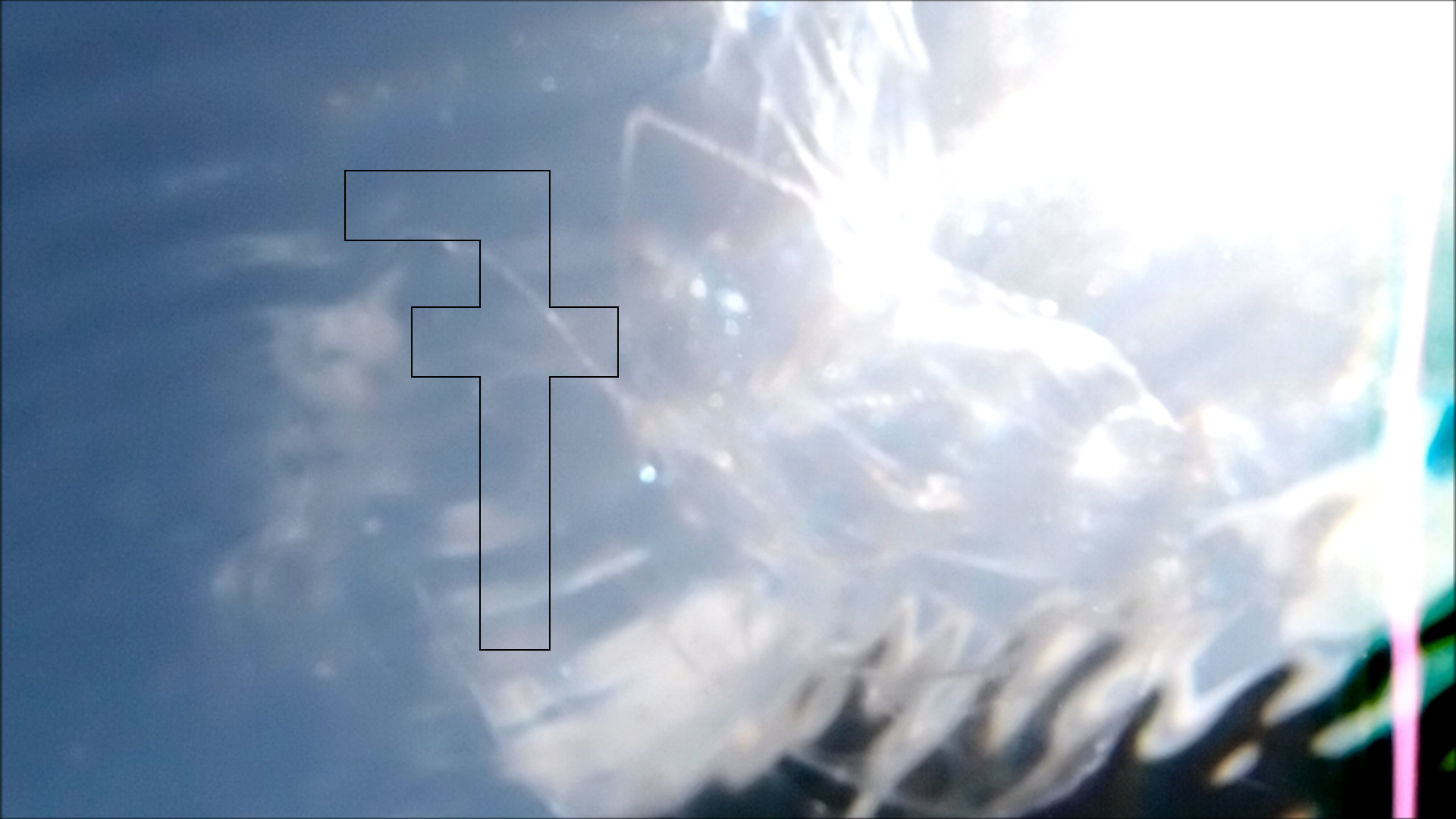 2022-04-14 Am Strand und im Wasser (Quallenvideo, Stills & Numbers) (Typo Grafik, Video)