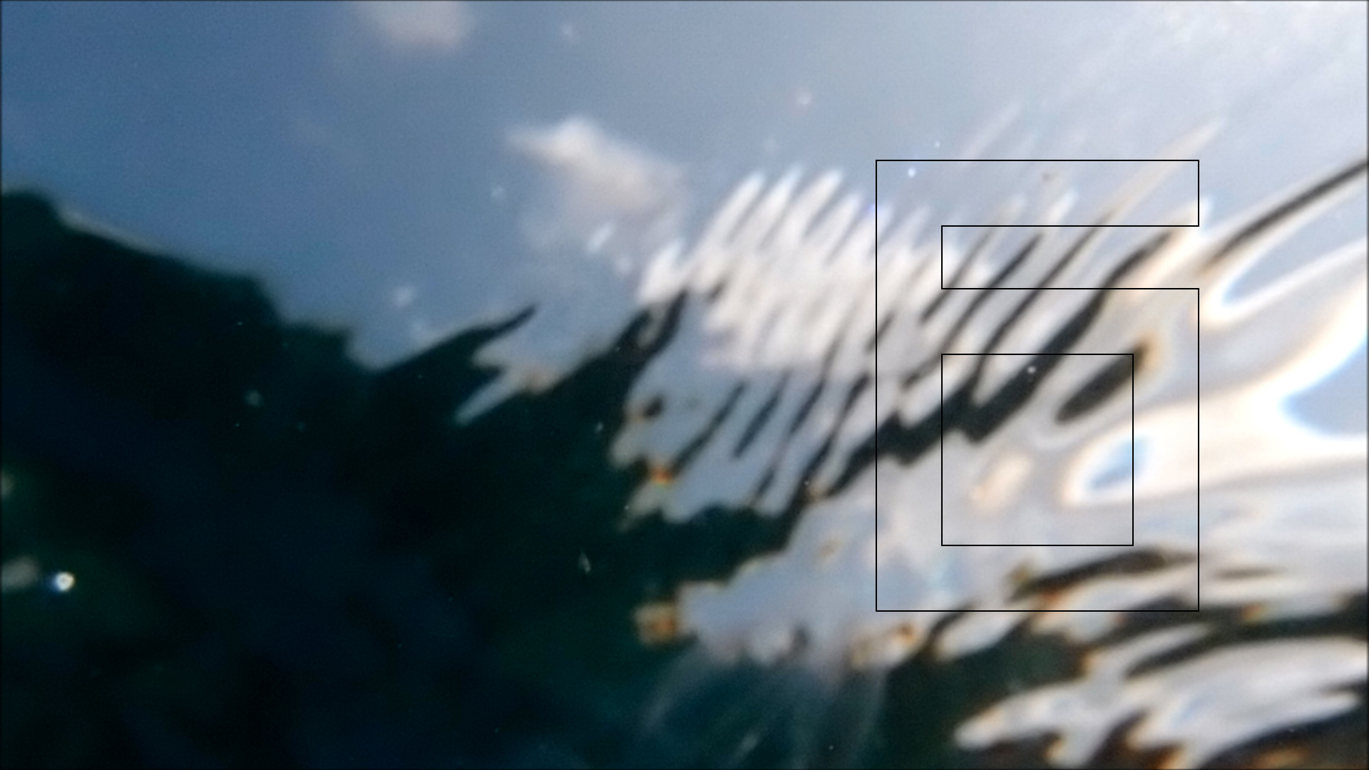 2022-04-14 Am Strand und im Wasser (Quallenvideo, Stills & Numbers) (Typo Grafik, Video)