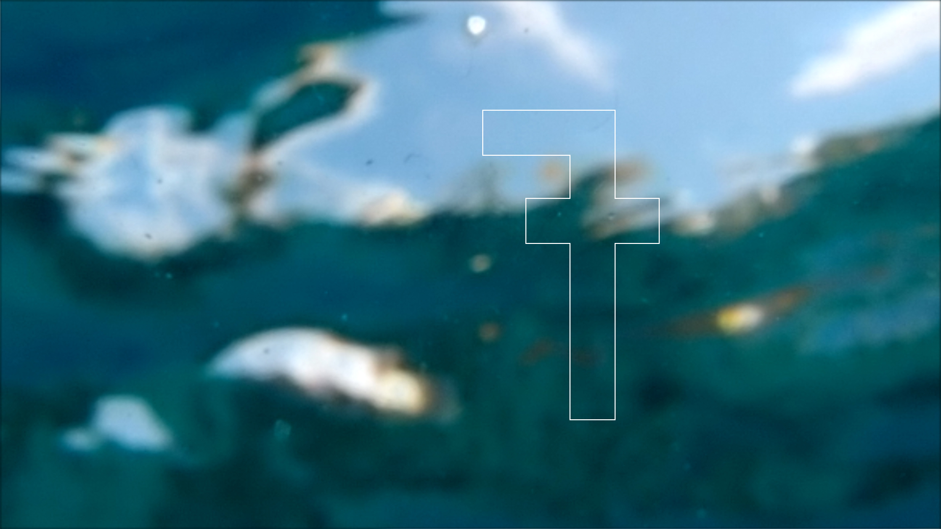 2022-04-14 Am Strand und im Wasser (Quallenvideo, Stills & Numbers) (Typo Grafik, Video)