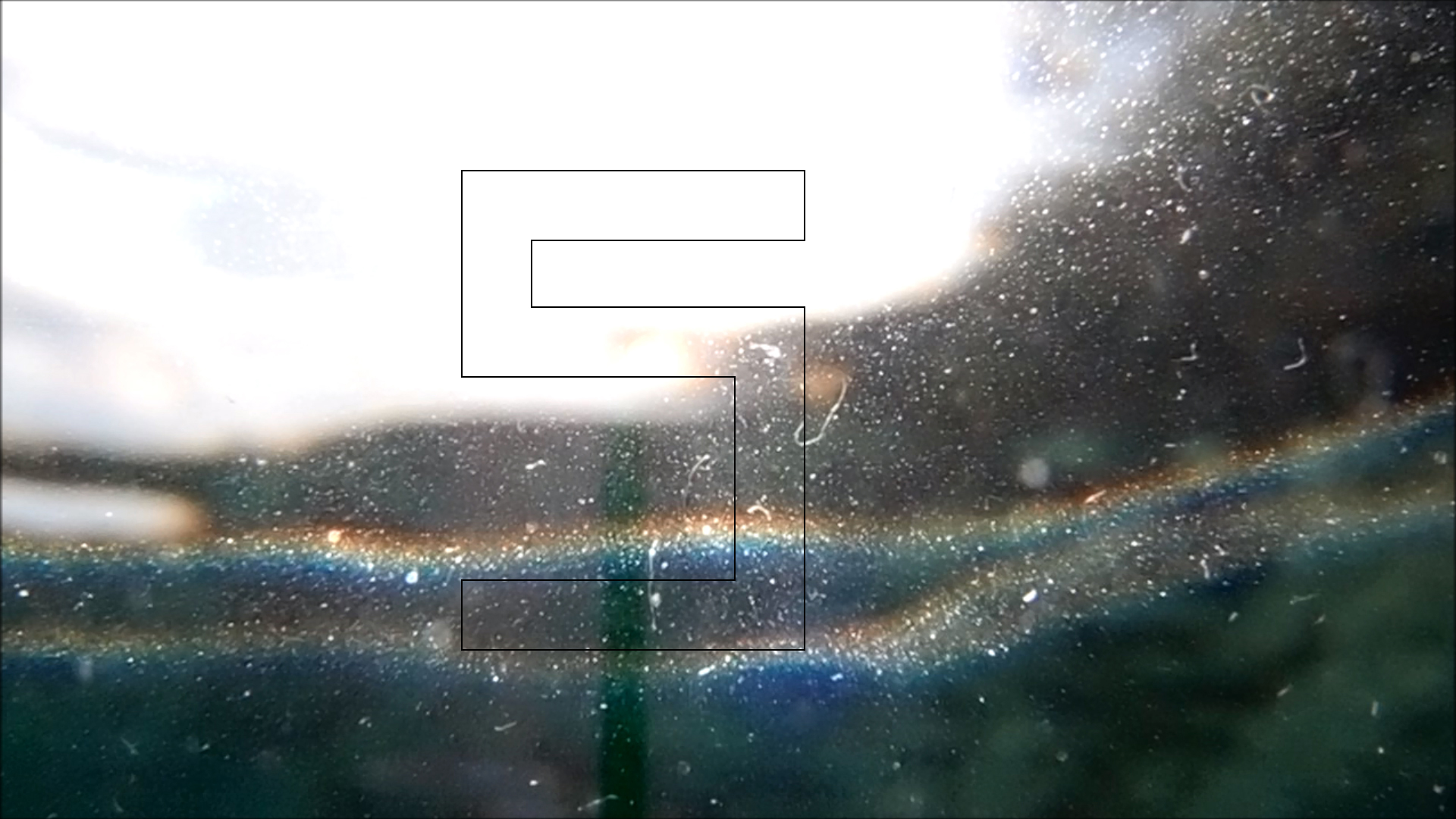 2022-04-14 Am Strand und im Wasser (Quallenvideo, Stills & Numbers) (Typo Grafik, Video)