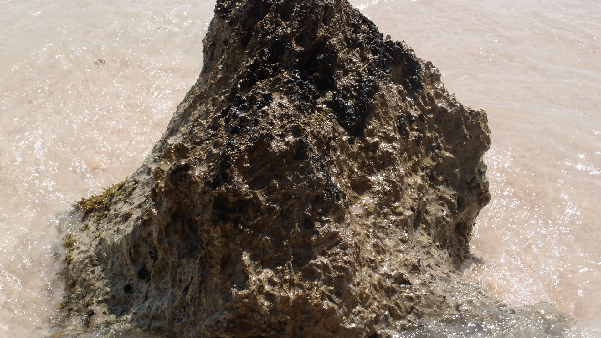 2022-04-15 Playa Kalki (am Strand und im Wasser) (Foto, Video)