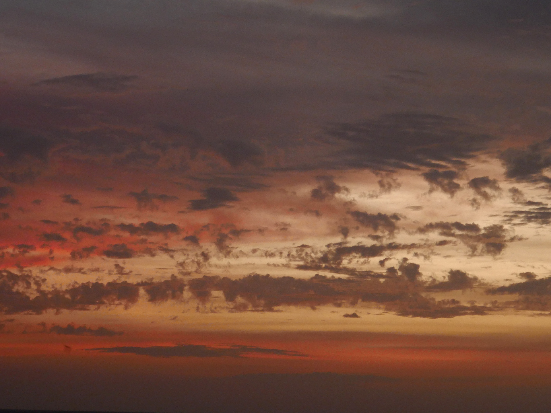 2022-04-17 Sonnenuntergang (Foto, Video)