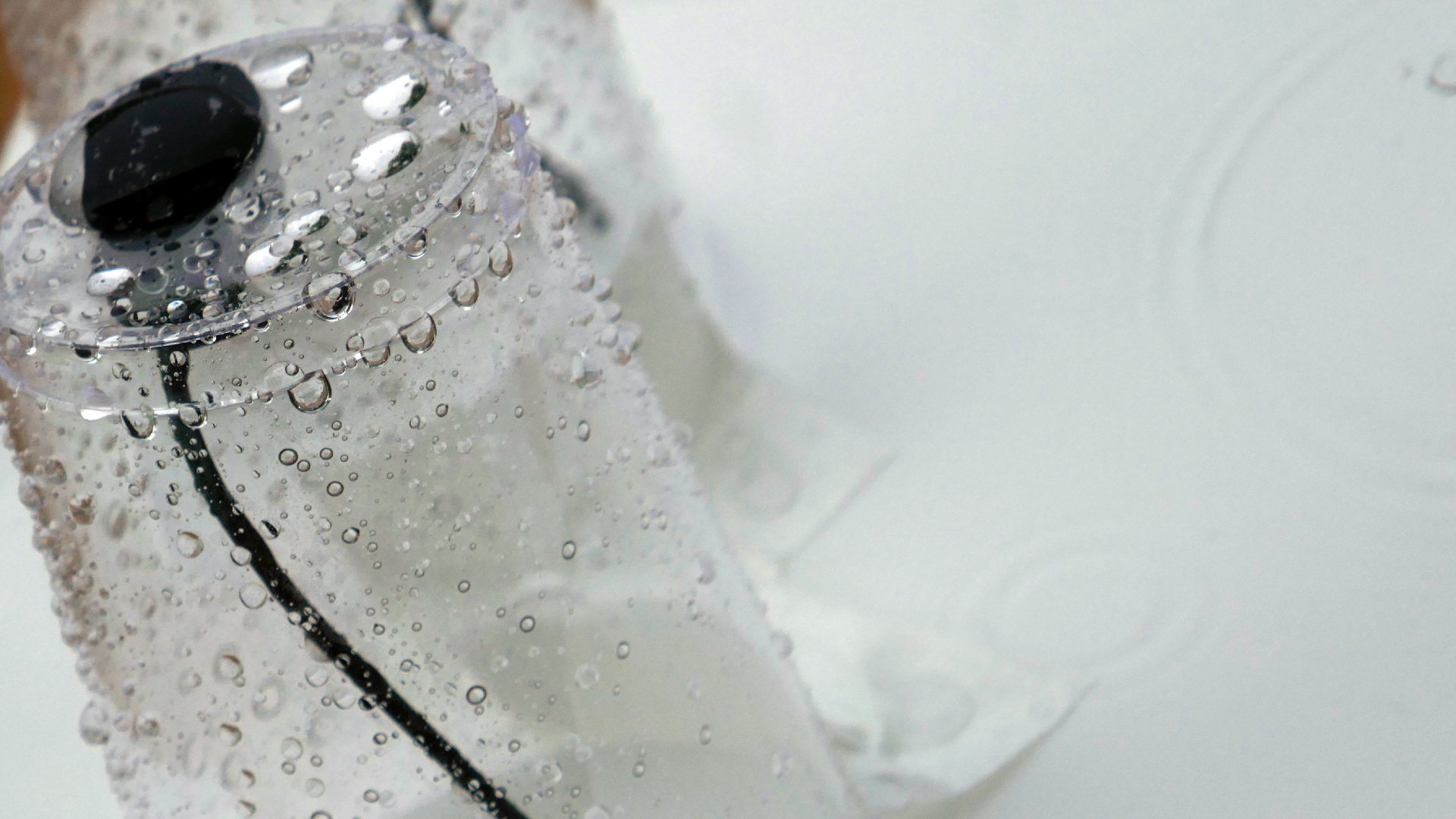 2022-04-23 10Uhr30 Das Kleine Regen Rhythmus Orchester - Plastebecher (Audio, Foto)