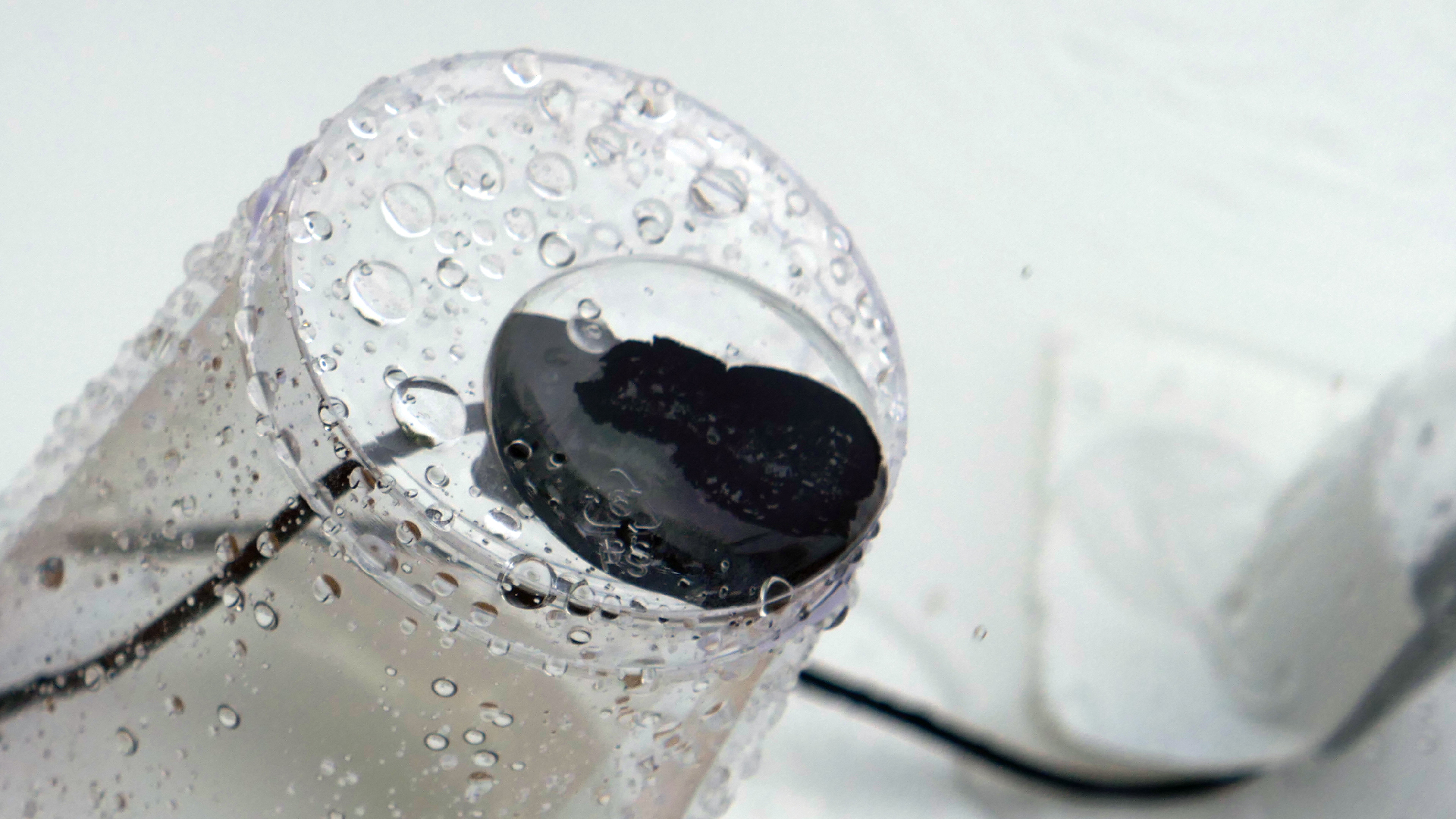 2022-04-23 10Uhr30 Das Kleine Regen Rhythmus Orchester - Plastebecher (Audio, Foto)