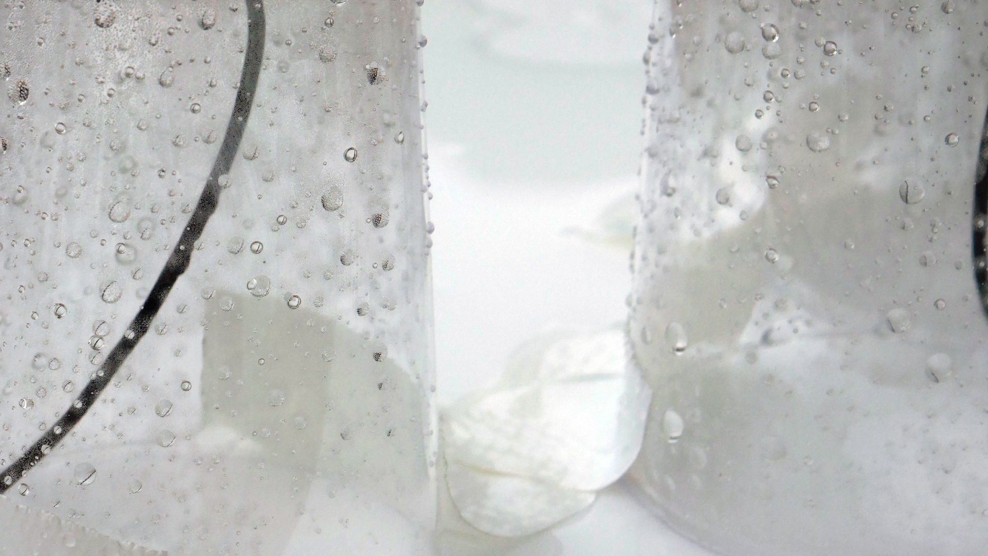 2022-04-23 10Uhr30 Das Kleine Regen Rhythmus Orchester - Plastebecher (Audio, Foto)