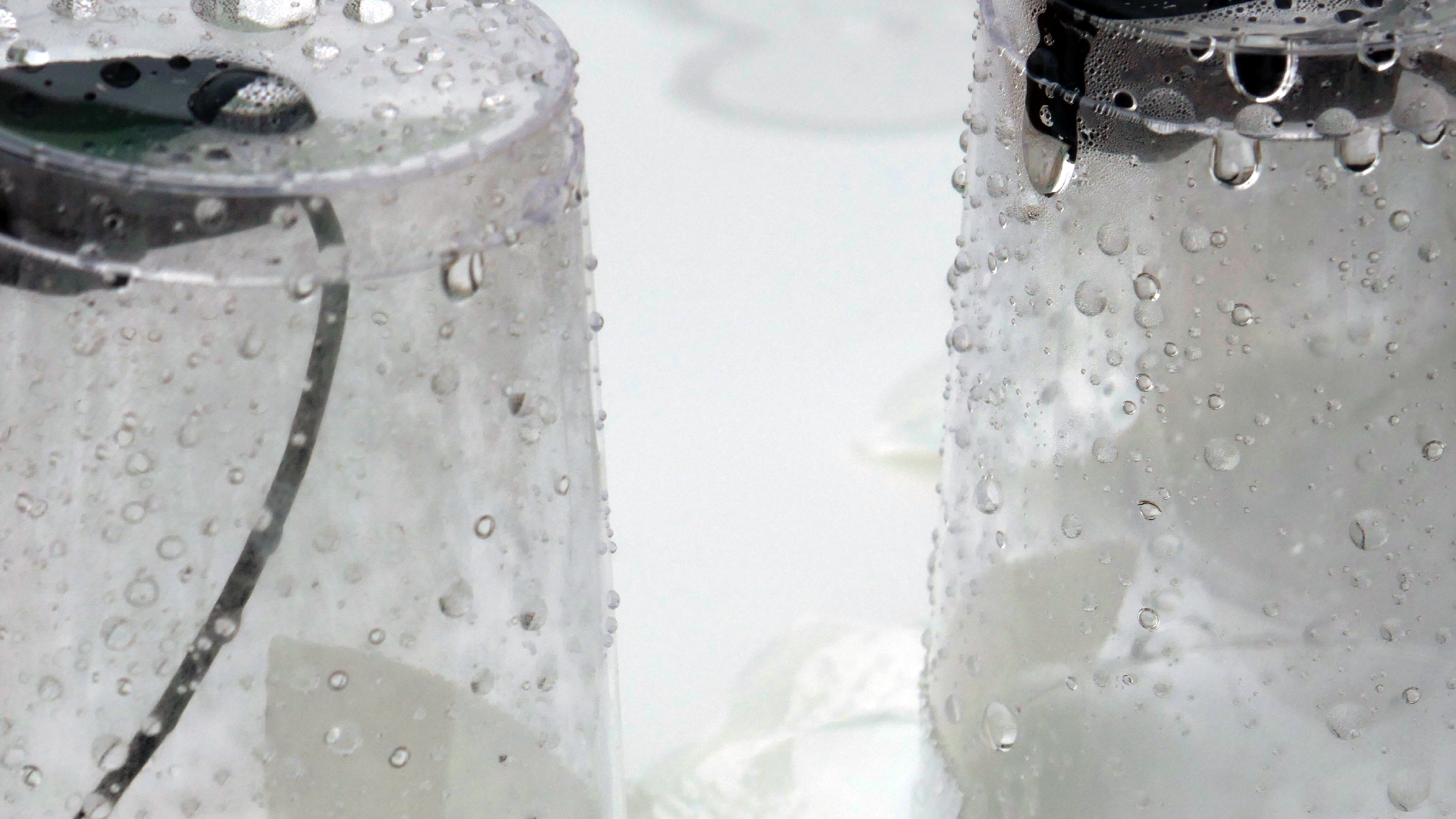 2022-04-23 10Uhr30 Das Kleine Regen Rhythmus Orchester - Plastebecher (Audio, Foto)