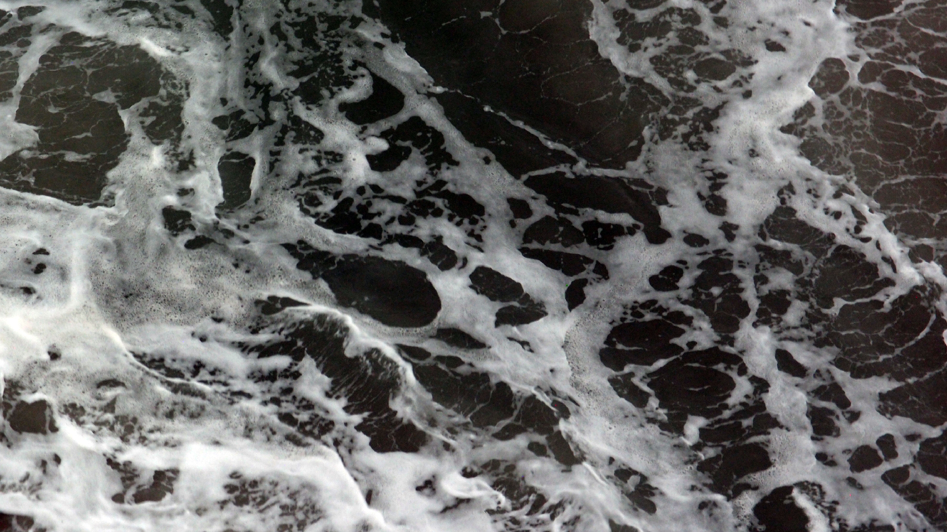 2022-10-26 05 Uhr 31 Wellen nach dem Sturm (Audio, Foto, Video)