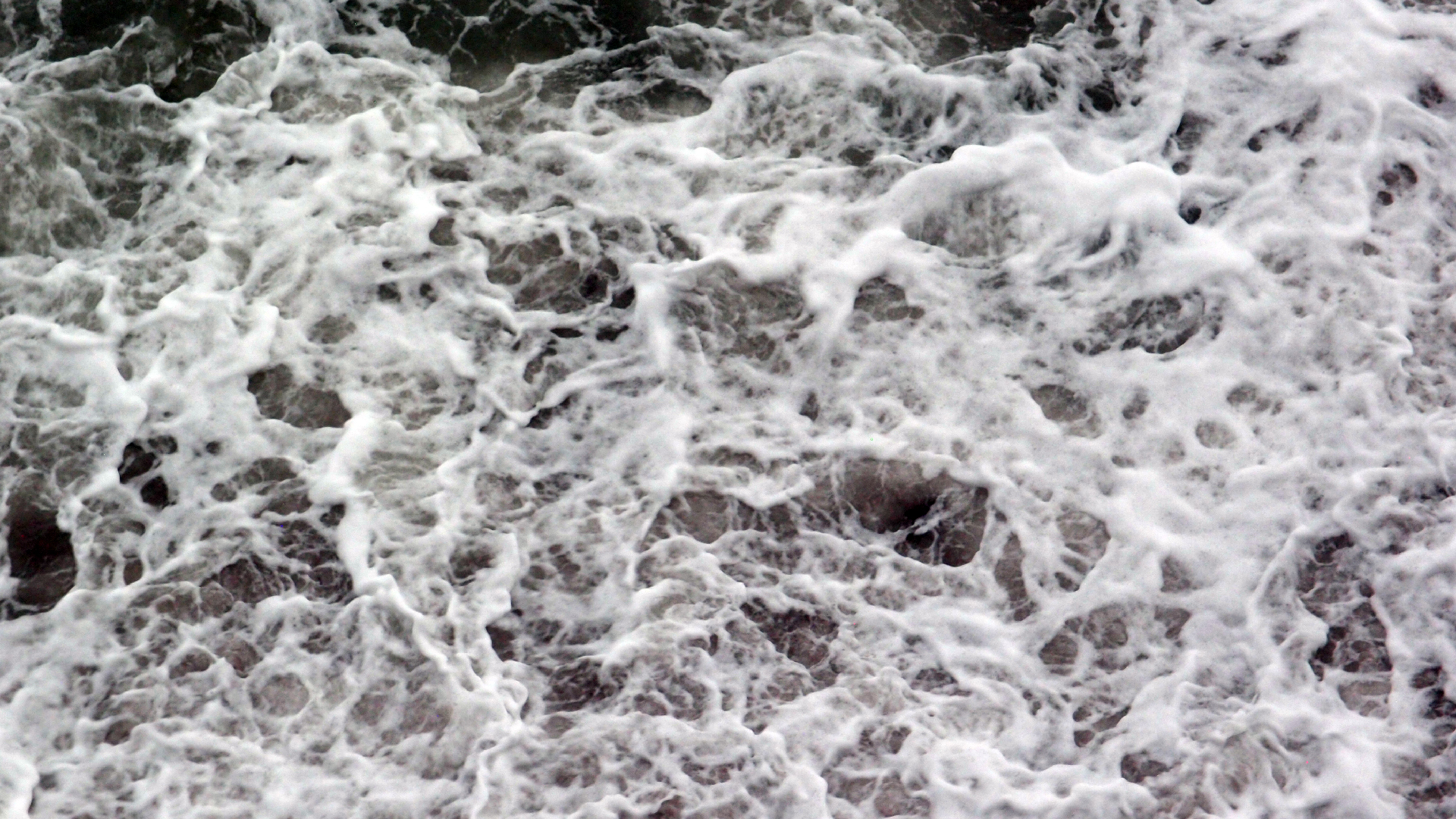 2022-10-26 05 Uhr 31 Wellen nach dem Sturm (Audio, Foto, Video)