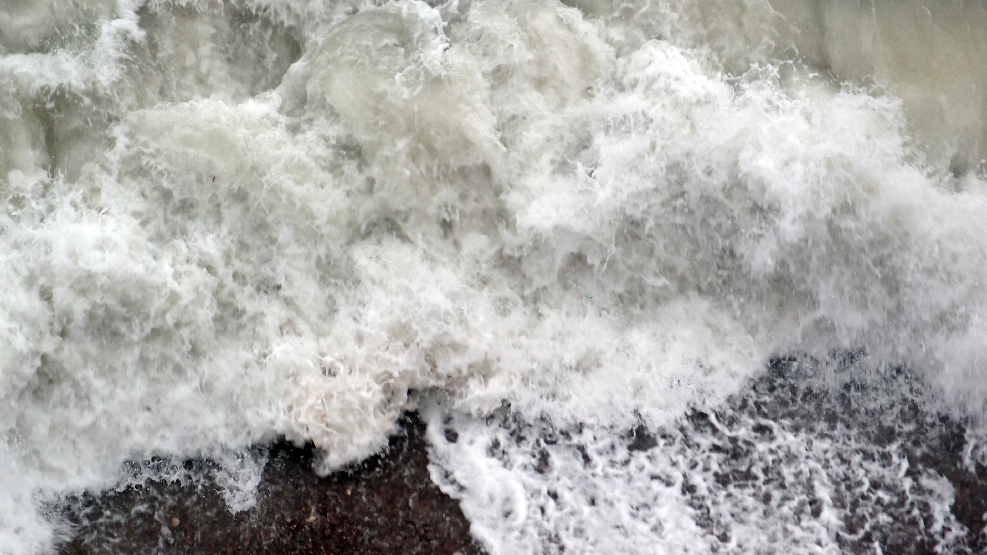 2022-10-26 05 Uhr 31 Wellen nach dem Sturm (Audio, Foto, Video)