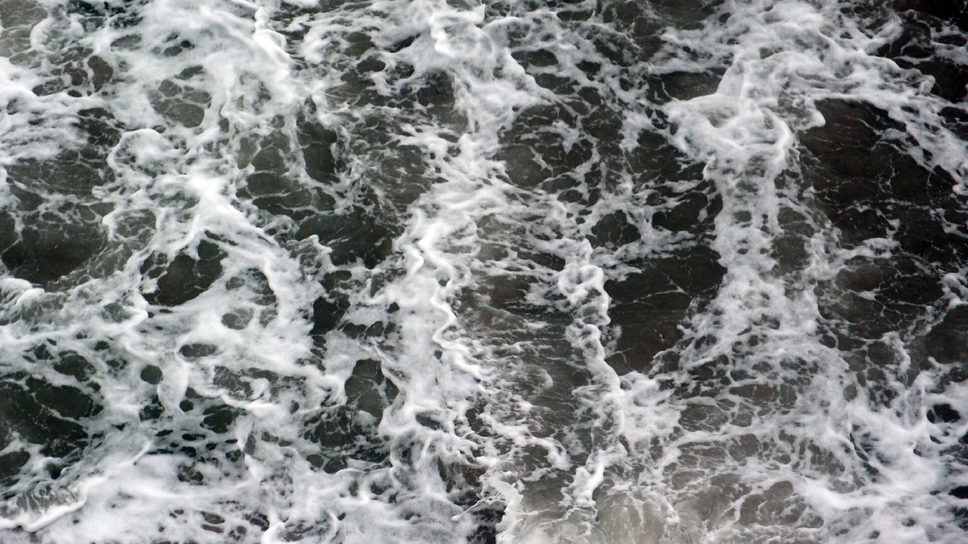 2022-10-26 05 Uhr 31 Wellen nach dem Sturm (Audio, Foto, Video)