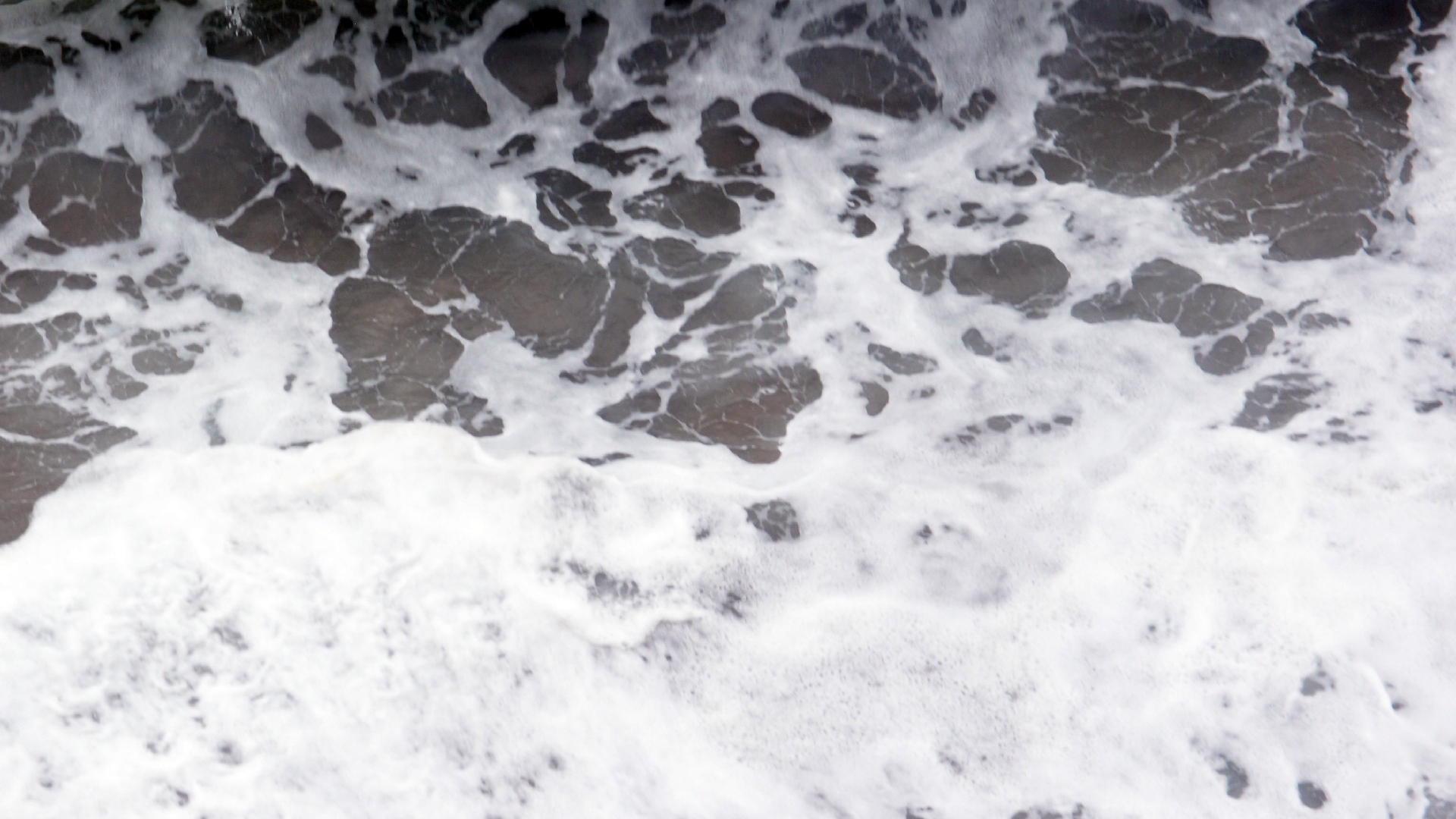 2022-10-26 09 Uhr 01 Wellen nach dem Sturm (Foto, Video)