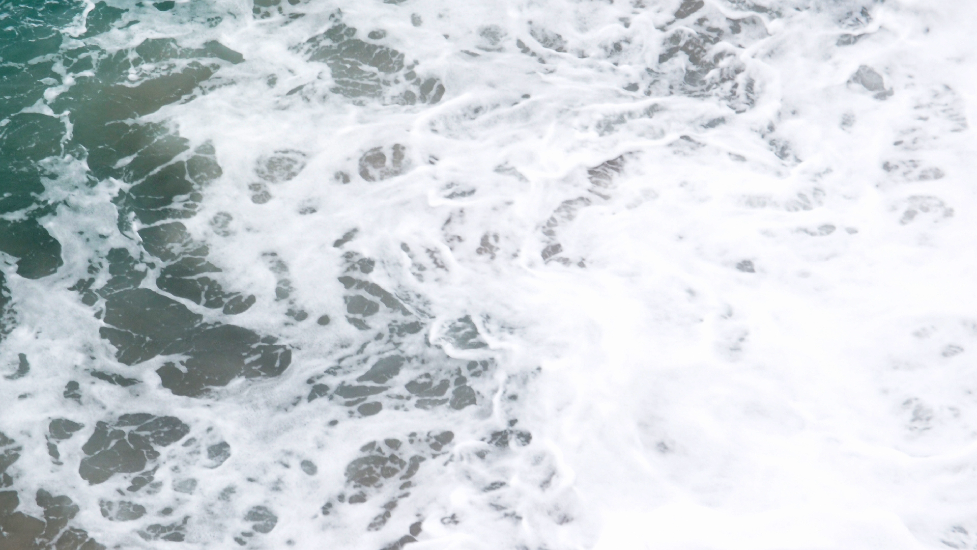 2022-10-26 09 Uhr 01 Wellen nach dem Sturm (Foto, Video)