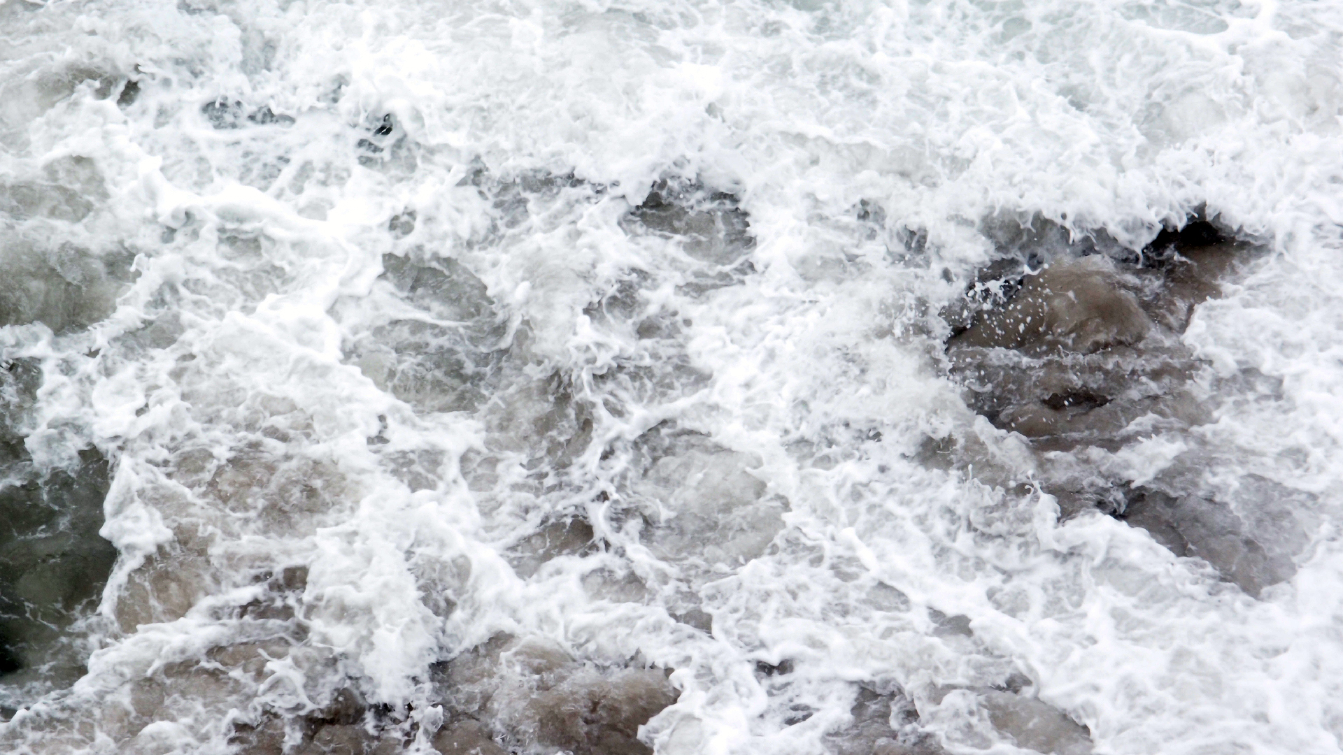 2022-10-26 09 Uhr 01 Wellen nach dem Sturm (Foto, Video)