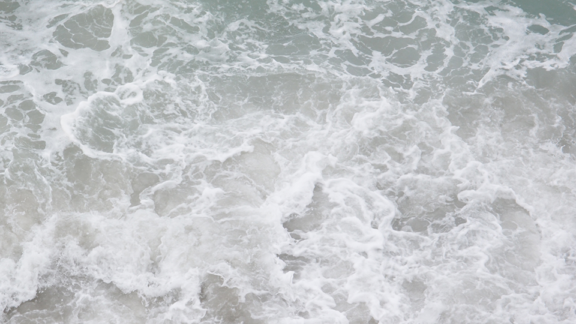 2022-10-26 09 Uhr 01 Wellen nach dem Sturm (Foto, Video)