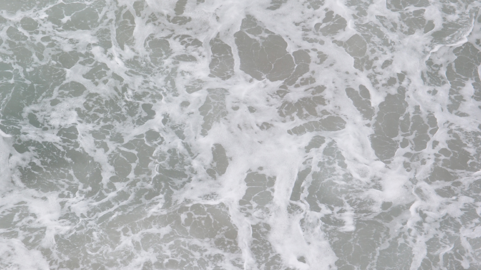 2022-10-26 09 Uhr 01 Wellen nach dem Sturm (Foto, Video)